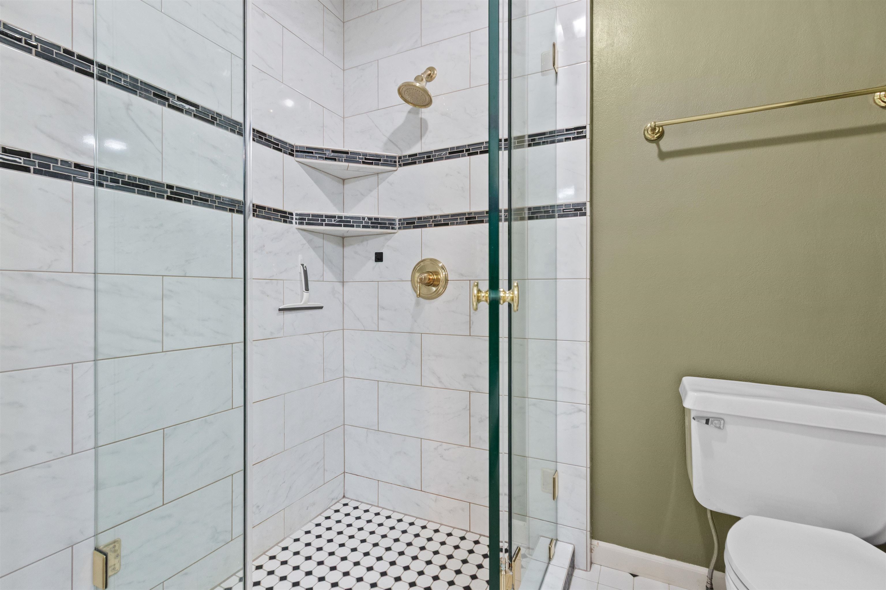 3010 ROSEBURY DRIVE, Wisconsin Rapids, Wisconsin 54494, 4 Bedrooms Bedrooms, ,2 BathroomsBathrooms,Residential,For Sale,3010 ROSEBURY DRIVE,22601817