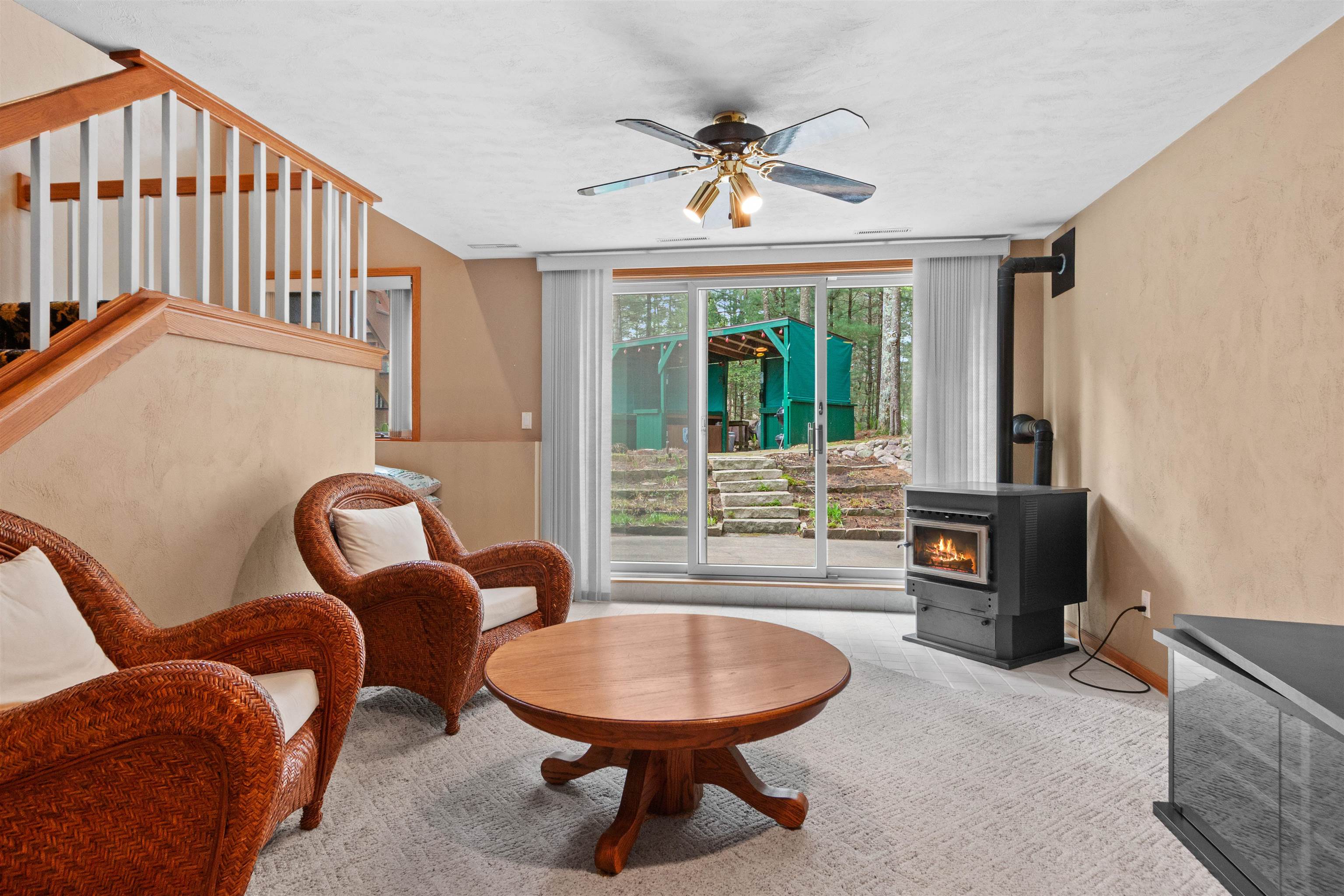 3010 ROSEBURY DRIVE, Wisconsin Rapids, Wisconsin 54494, 4 Bedrooms Bedrooms, ,2 BathroomsBathrooms,Residential,For Sale,3010 ROSEBURY DRIVE,22601817