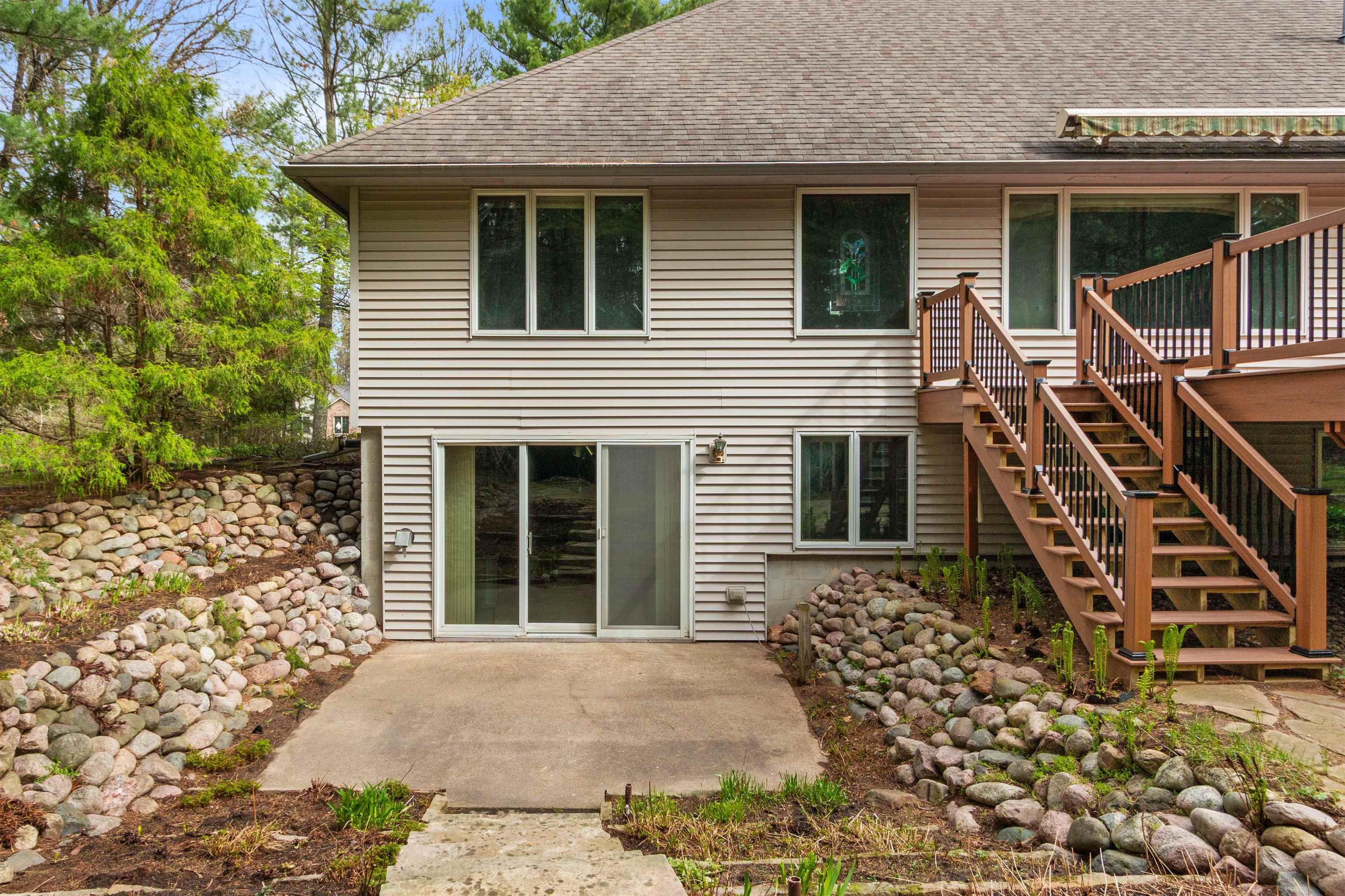 3010 ROSEBURY DRIVE, Wisconsin Rapids, Wisconsin 54494, 4 Bedrooms Bedrooms, ,2 BathroomsBathrooms,Residential,For Sale,3010 ROSEBURY DRIVE,22601817