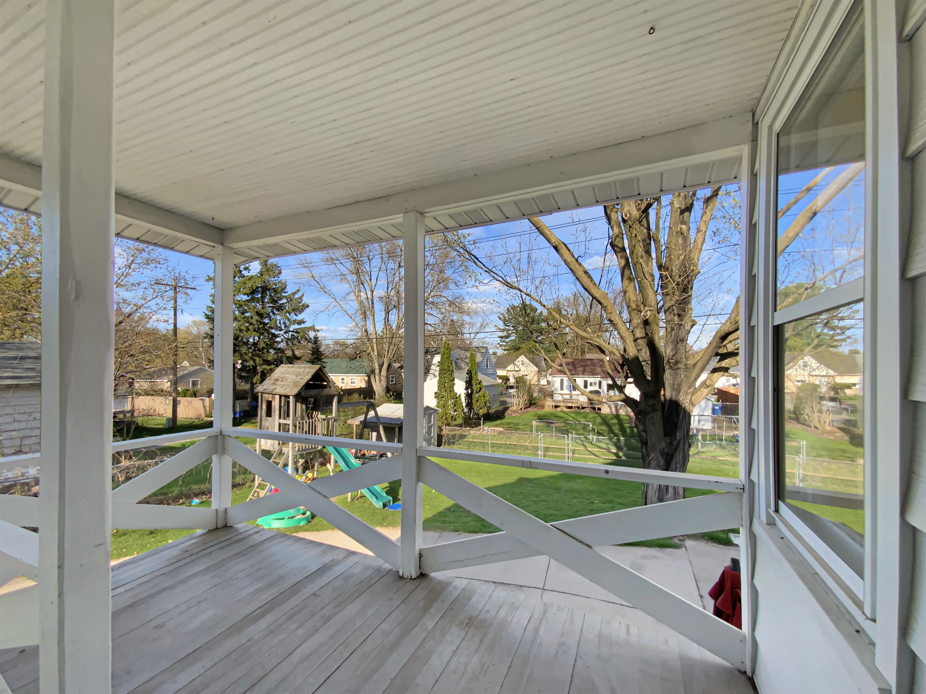 415 N 10TH AVENUE, Wausau, Wisconsin 54401, 5 Bedrooms Bedrooms, ,2 BathroomsBathrooms,Residential,For Sale,415 N 10TH AVENUE,22601818