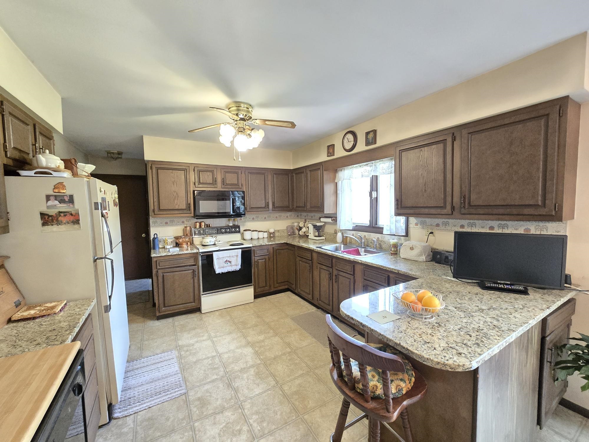 4251 MILL AVENUE, Wisconsin Rapids, Wisconsin 54494, 3 Bedrooms Bedrooms, ,1 BathroomBathrooms,Residential,For Sale,4251 MILL AVENUE,22601823