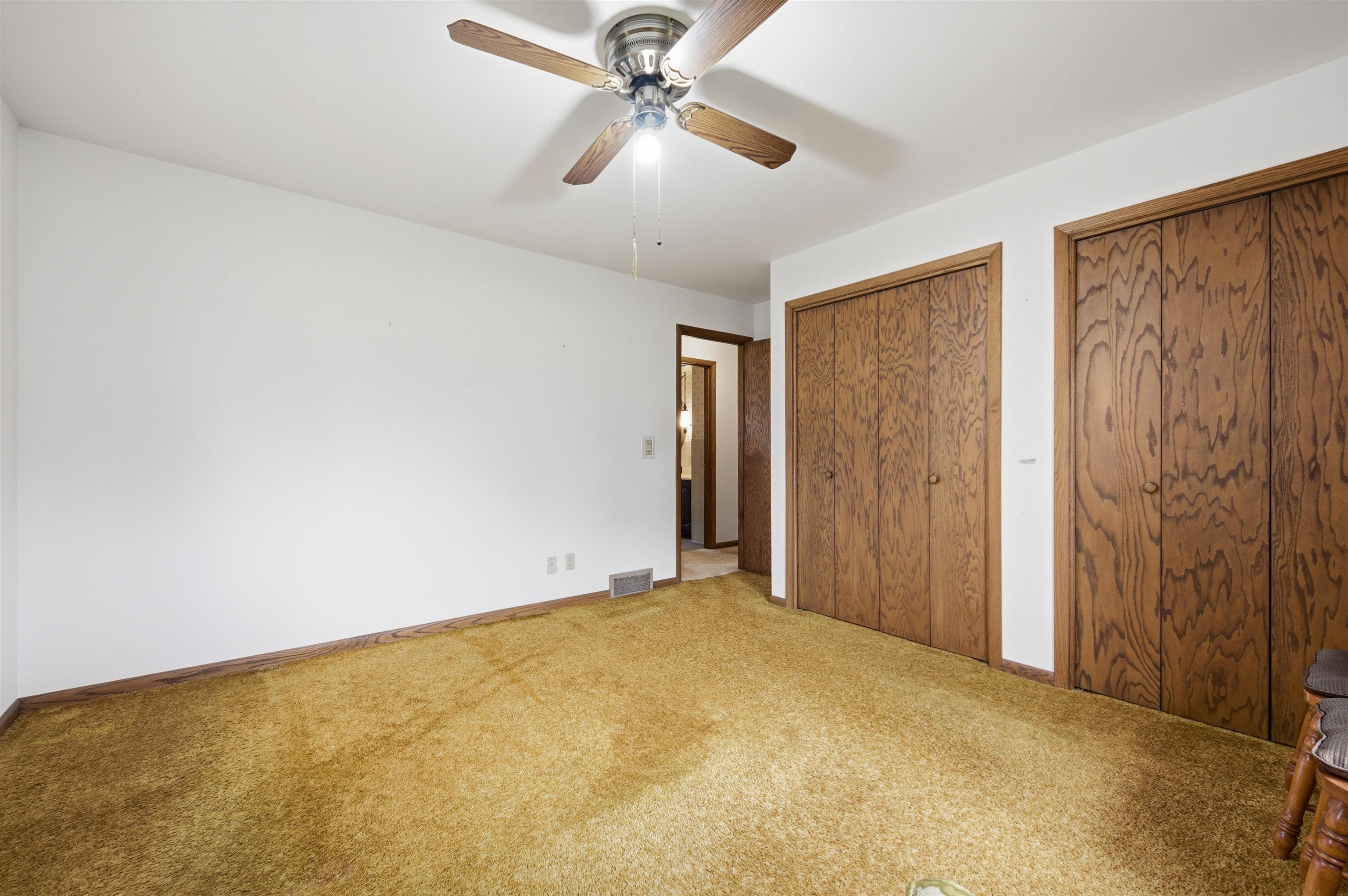 606 E CLARK STREET, Spencer, Wisconsin 54479, 3 Bedrooms Bedrooms, ,1 BathroomBathrooms,Residential,For Sale,606 E CLARK STREET,22601829
