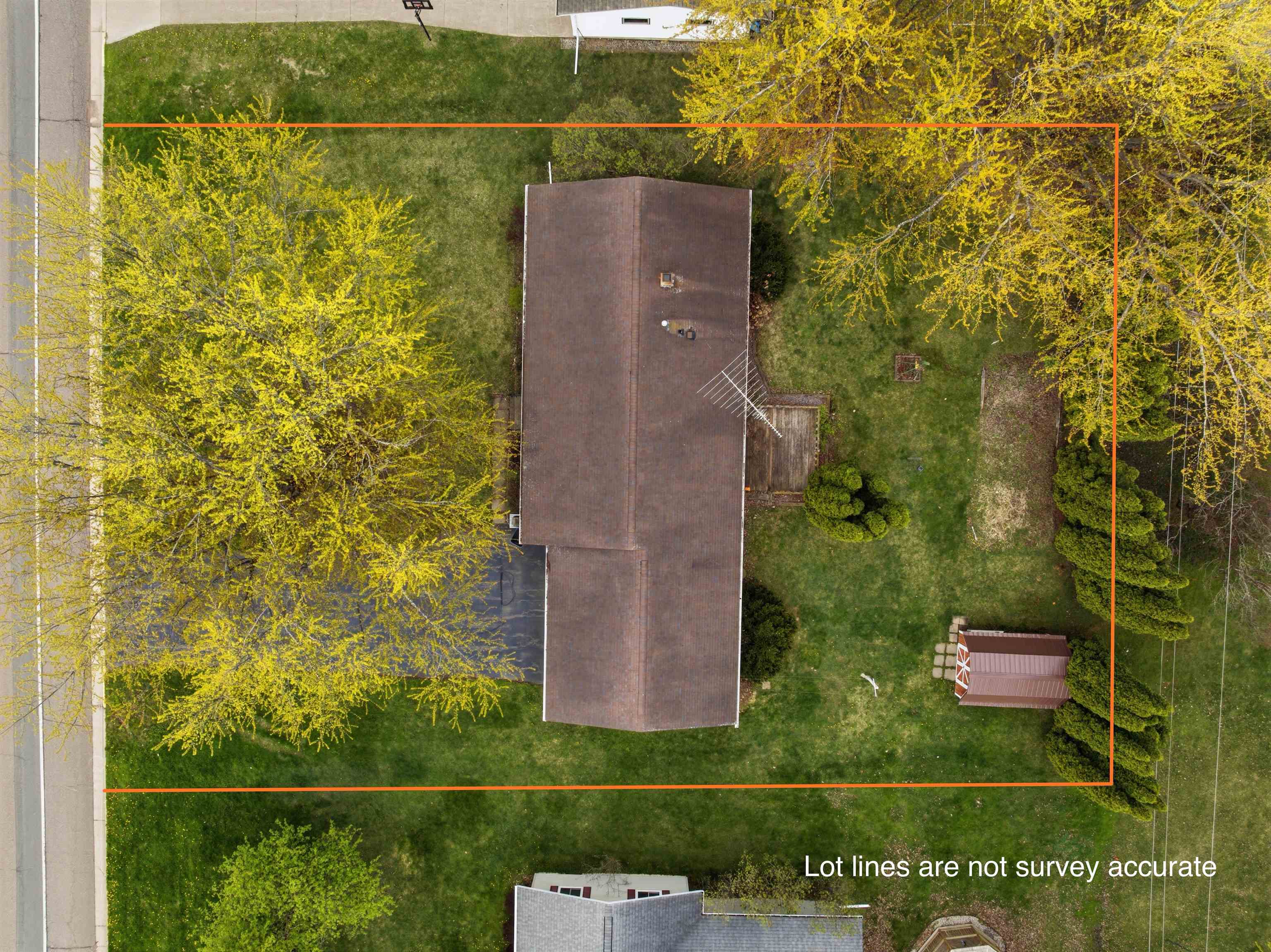 606 E CLARK STREET, Spencer, Wisconsin 54479, 3 Bedrooms Bedrooms, ,1 BathroomBathrooms,Residential,For Sale,606 E CLARK STREET,22601829