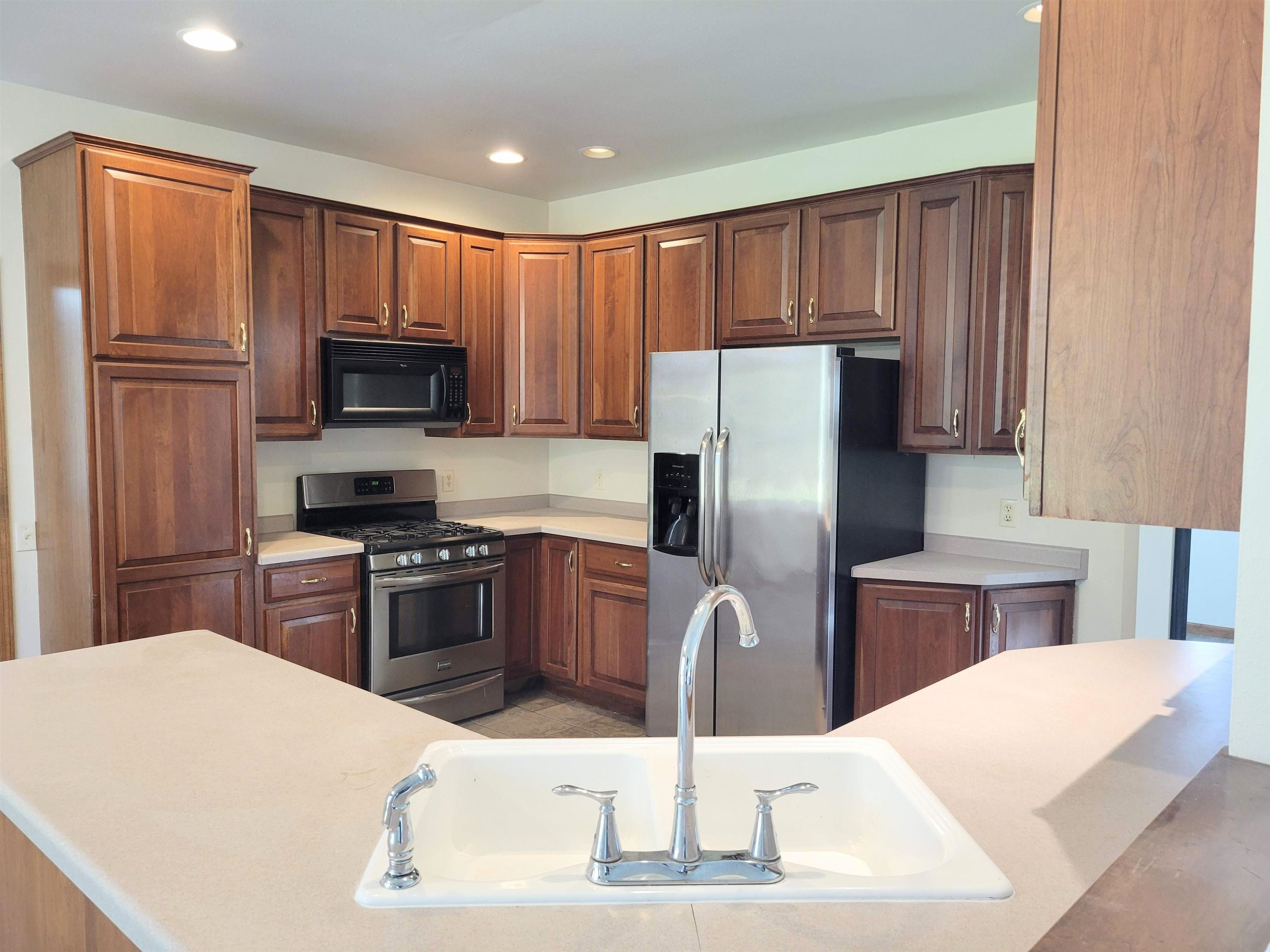 506 ROGER DRIVE, Wausau, Wisconsin 54401, 4 Bedrooms Bedrooms, ,3 BathroomsBathrooms,Residential,For Sale,506 ROGER DRIVE,22601830