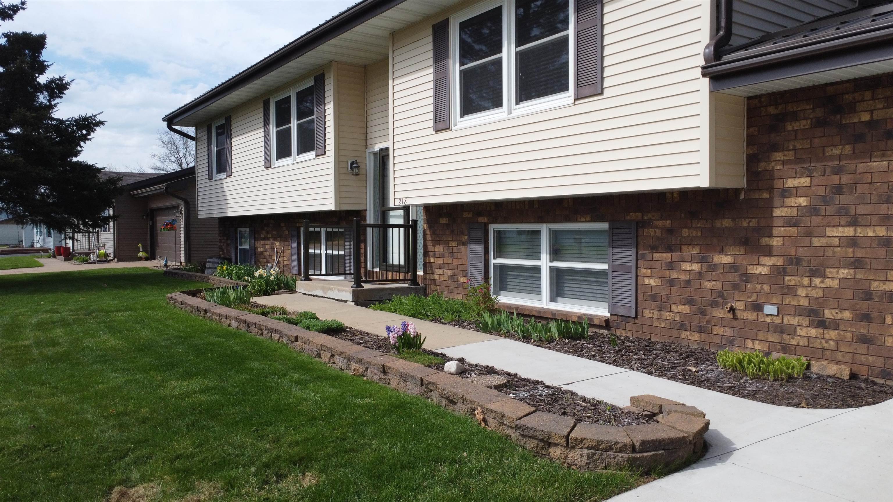 218 FAIRLAND STREET, Antigo, Wisconsin 54409, 5 Bedrooms Bedrooms, ,2 BathroomsBathrooms,Residential,For Sale,218 FAIRLAND STREET,22601833