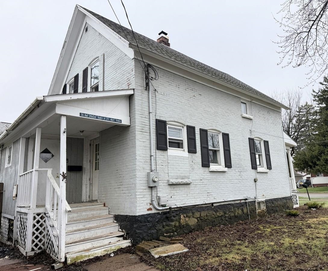 413 N PEACH AVENUE, Marshfield, Wisconsin 54449, 3 Bedrooms Bedrooms, ,2 BathroomsBathrooms,Residential,For Sale,413 N PEACH AVENUE,22601835