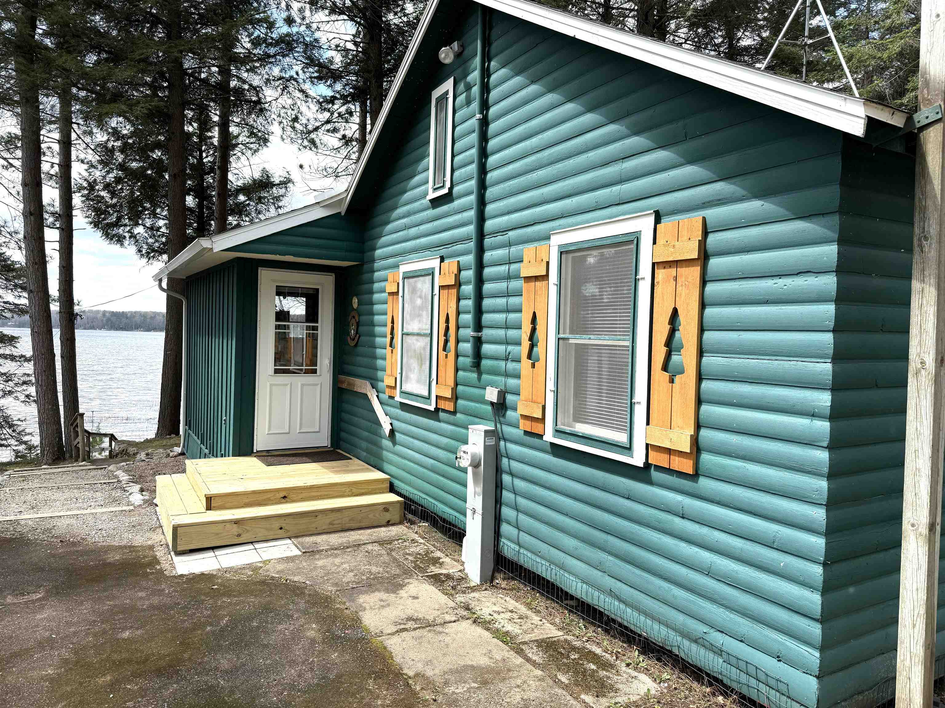 2351 MAPLE HEIGHTS ROAD, Wabeno, Wisconsin 54566-9800, 2 Bedrooms Bedrooms, ,1 BathroomBathrooms,Residential,For Sale,2351 MAPLE HEIGHTS ROAD,22601840