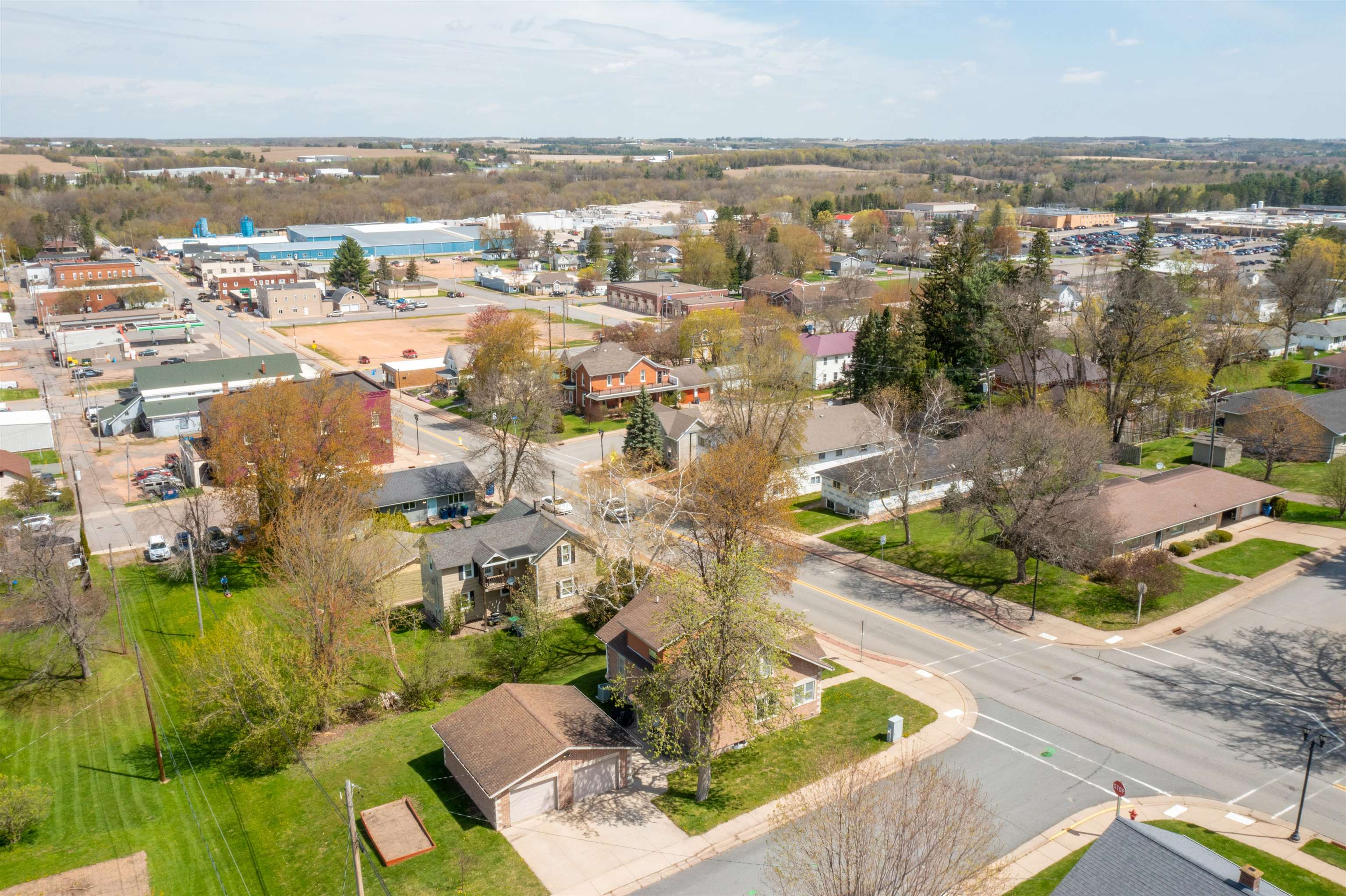 617 MAIN STREET, Marathon, Wisconsin 54448, 3 Bedrooms Bedrooms, ,2 BathroomsBathrooms,Residential,For Sale,617 MAIN STREET,22601845