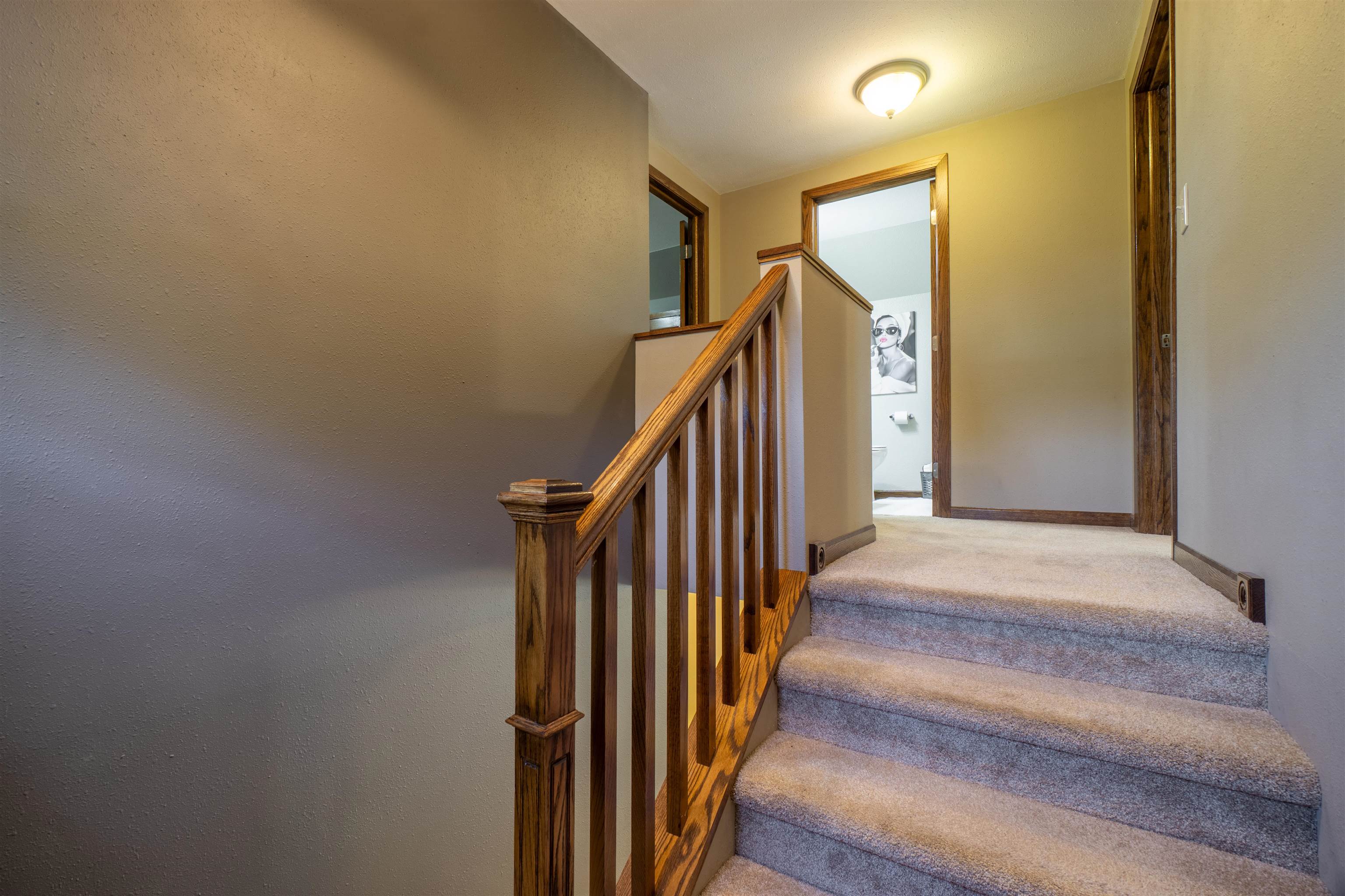 617 MAIN STREET, Marathon, Wisconsin 54448, 3 Bedrooms Bedrooms, ,2 BathroomsBathrooms,Residential,For Sale,617 MAIN STREET,22601845