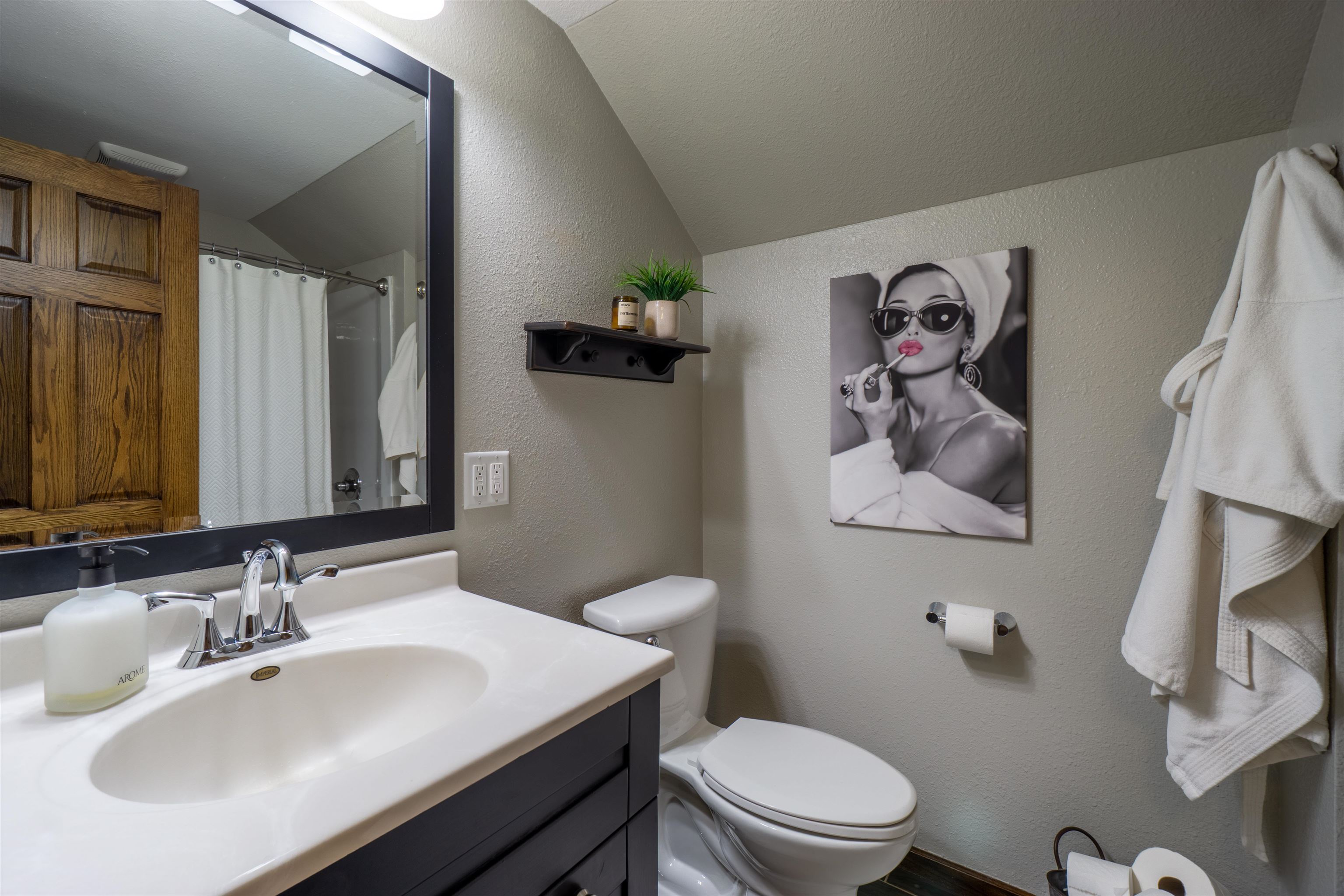 617 MAIN STREET, Marathon, Wisconsin 54448, 3 Bedrooms Bedrooms, ,2 BathroomsBathrooms,Residential,For Sale,617 MAIN STREET,22601845