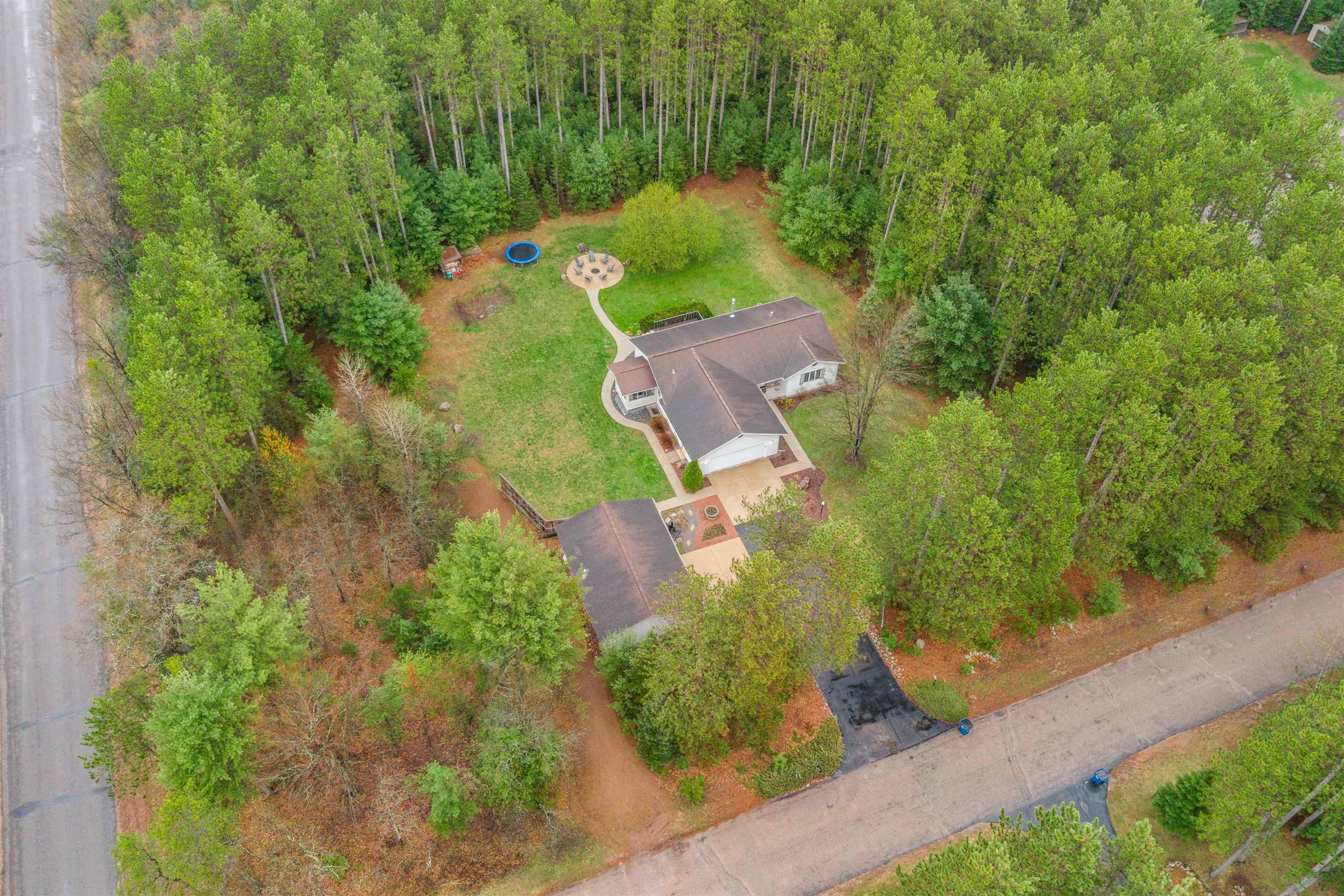 4790 EMERALD LANE, Stevens Point, Wisconsin 54482, 5 Bedrooms Bedrooms, ,2 BathroomsBathrooms,Residential,For Sale,4790 EMERALD LANE,22601846