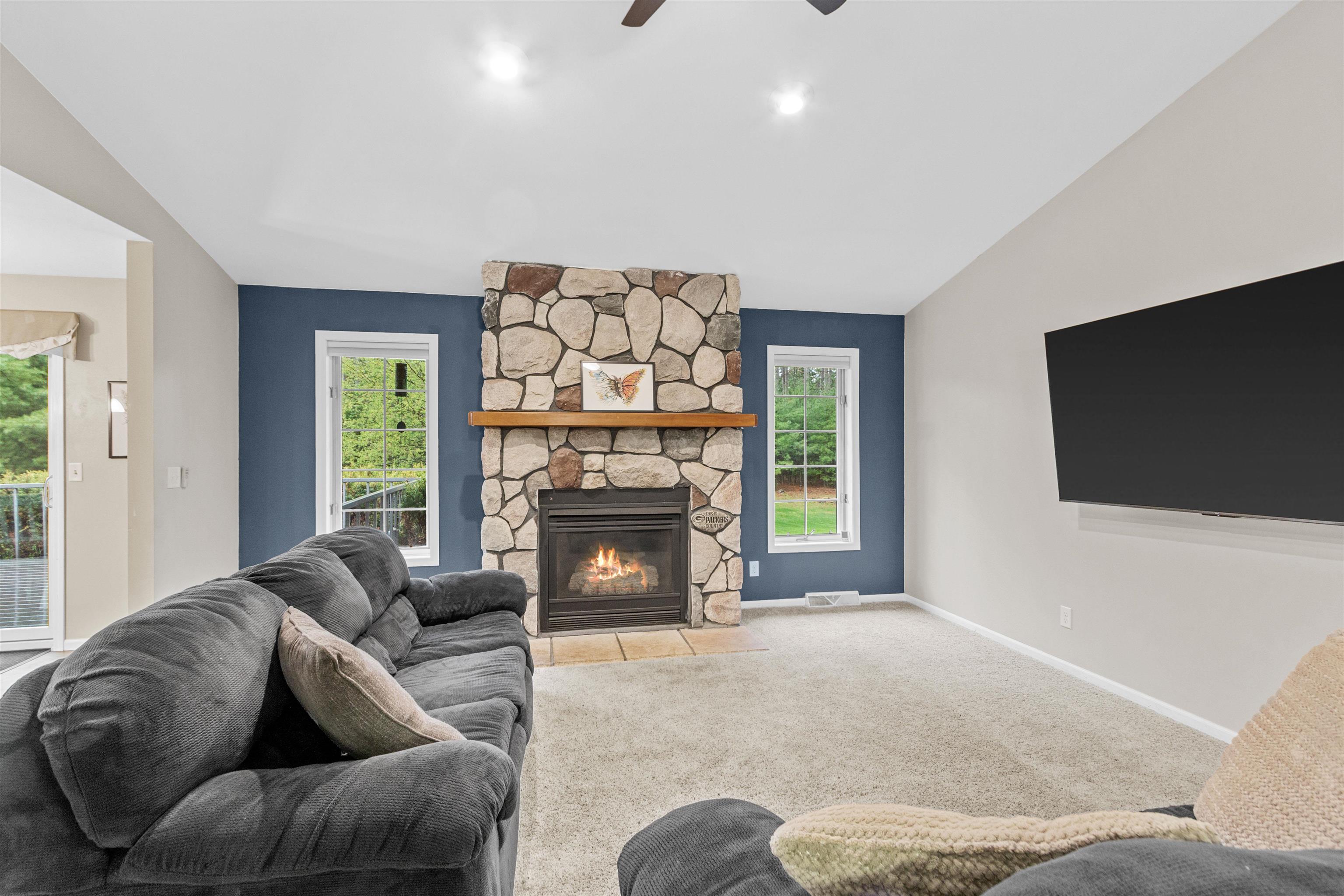 4790 EMERALD LANE, Stevens Point, Wisconsin 54482, 5 Bedrooms Bedrooms, ,2 BathroomsBathrooms,Residential,For Sale,4790 EMERALD LANE,22601846