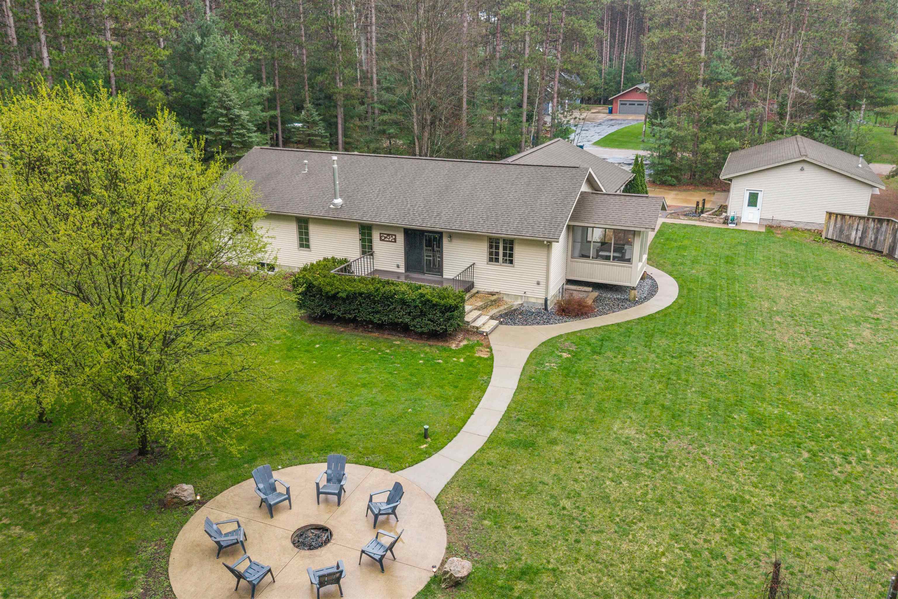 4790 EMERALD LANE, Stevens Point, Wisconsin 54482, 5 Bedrooms Bedrooms, ,2 BathroomsBathrooms,Residential,For Sale,4790 EMERALD LANE,22601846