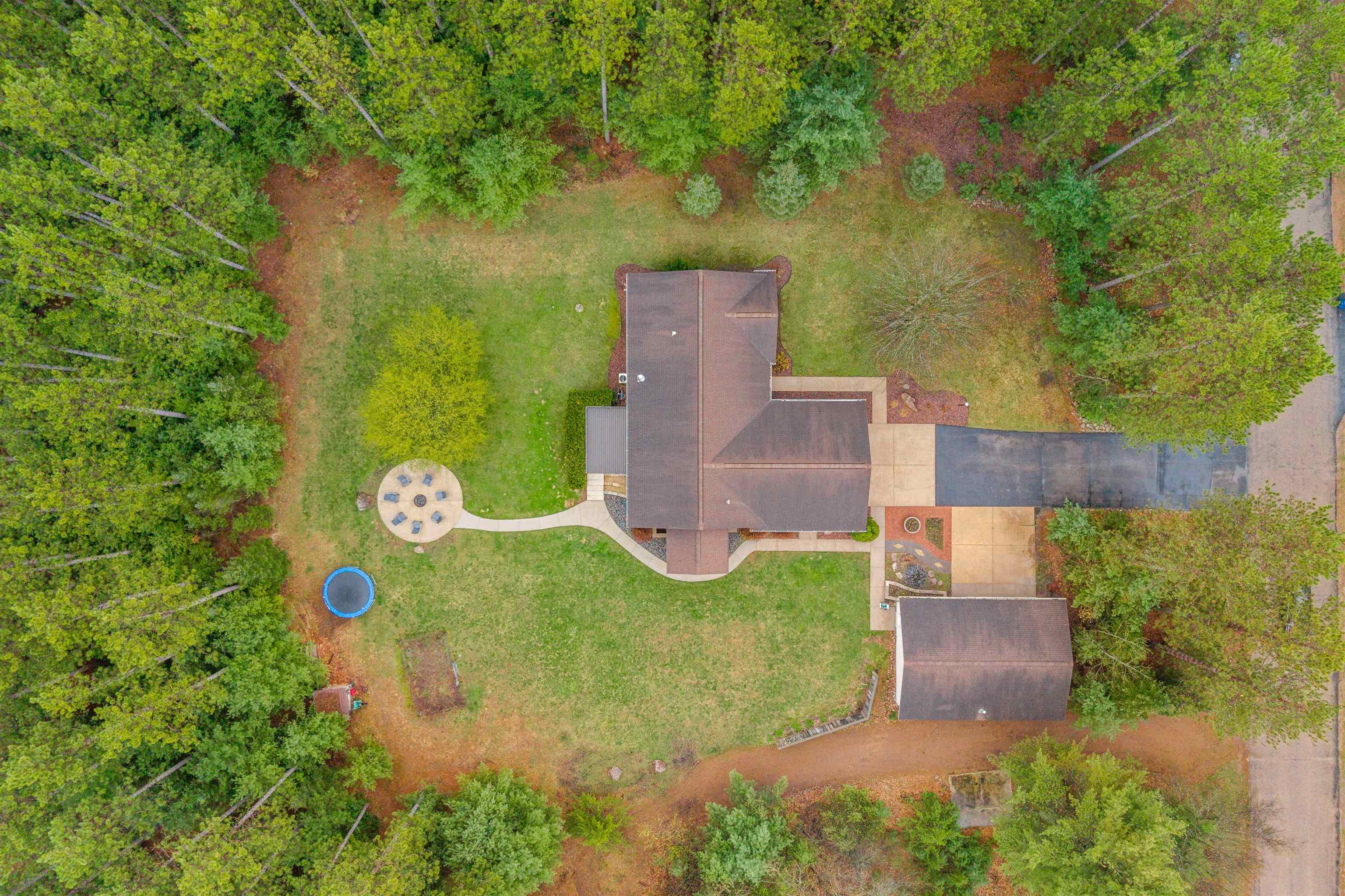 4790 EMERALD LANE, Stevens Point, Wisconsin 54482, 5 Bedrooms Bedrooms, ,2 BathroomsBathrooms,Residential,For Sale,4790 EMERALD LANE,22601846