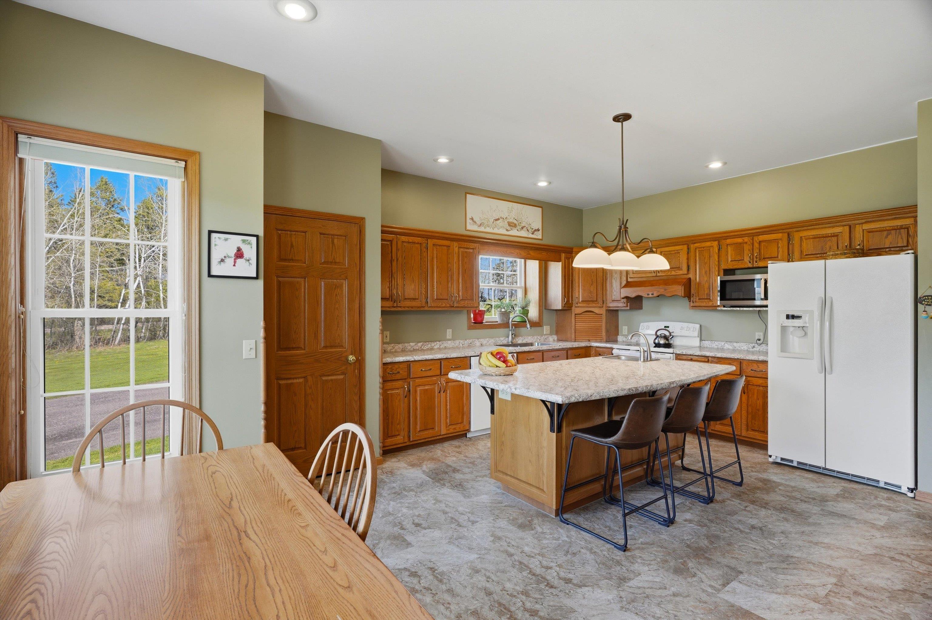 112201 MARSH ROAD, Marshfield, Wisconsin 54449, 5 Bedrooms Bedrooms, ,3 BathroomsBathrooms,Residential,For Sale,112201 MARSH ROAD,22601847