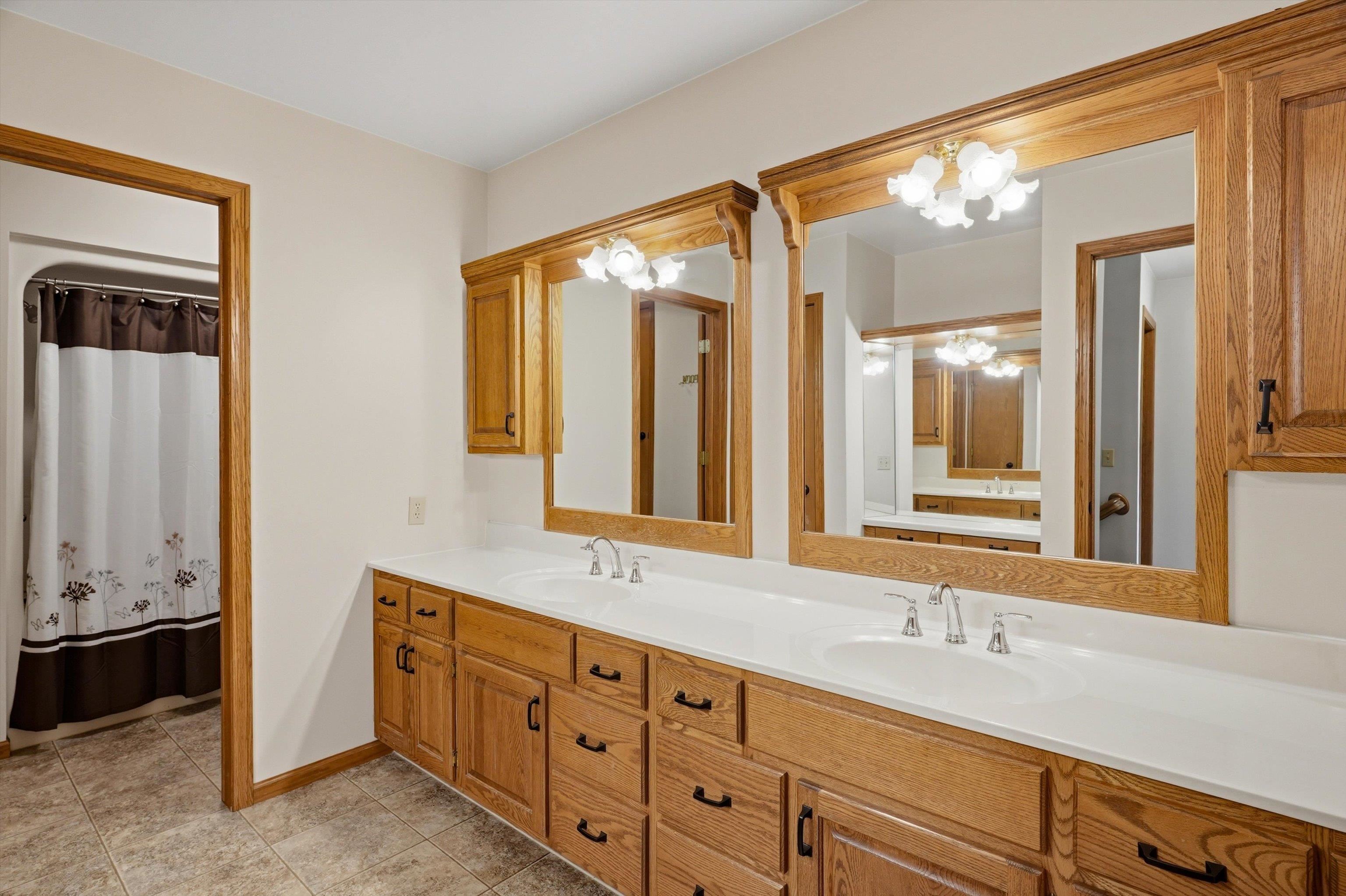 112201 MARSH ROAD, Marshfield, Wisconsin 54449, 5 Bedrooms Bedrooms, ,3 BathroomsBathrooms,Residential,For Sale,112201 MARSH ROAD,22601847