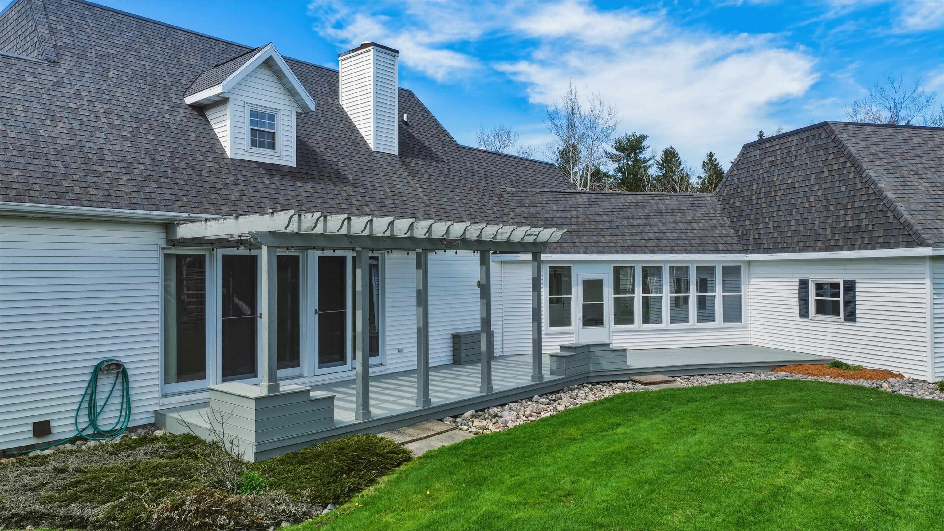 112201 MARSH ROAD, Marshfield, Wisconsin 54449, 5 Bedrooms Bedrooms, ,3 BathroomsBathrooms,Residential,For Sale,112201 MARSH ROAD,22601847