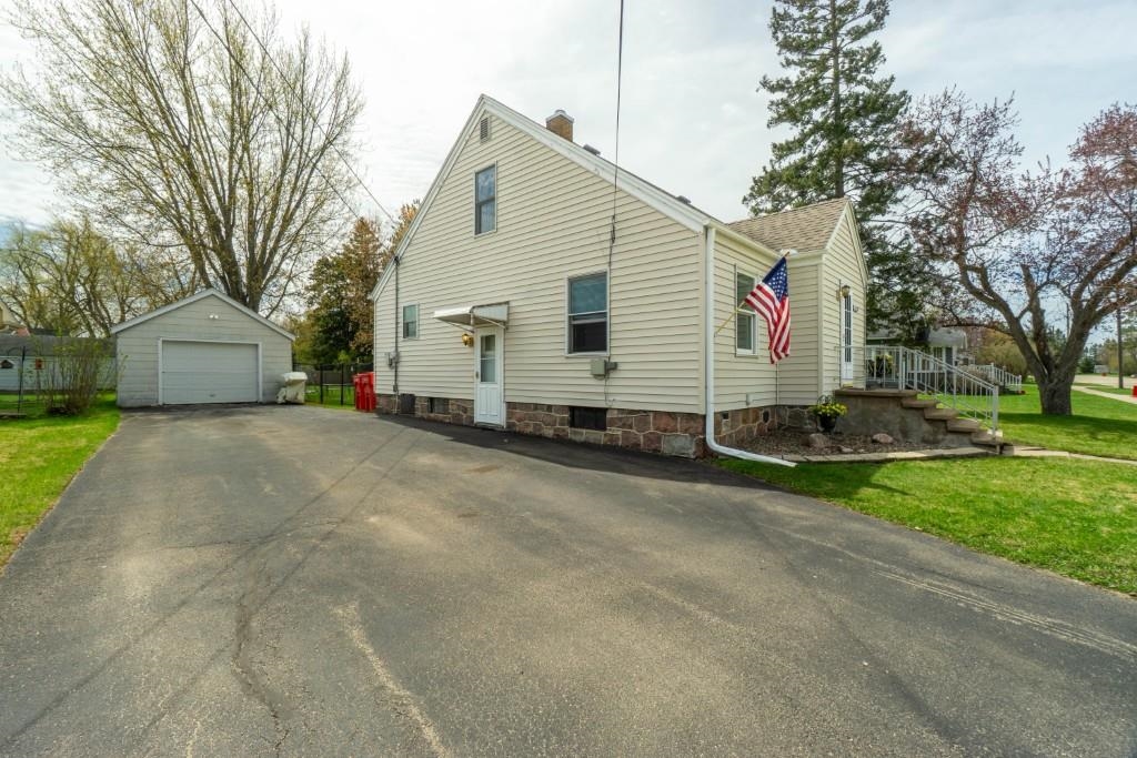 1211 3RD AVENUE, Antigo, Wisconsin 54409, 3 Bedrooms Bedrooms, ,1 BathroomBathrooms,Residential,For Sale,1211 3RD AVENUE,22601848