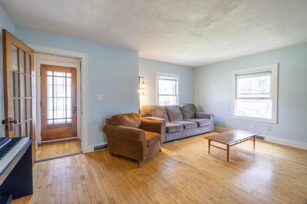 1211 3RD AVENUE, Antigo, Wisconsin 54409, 3 Bedrooms Bedrooms, ,1 BathroomBathrooms,Residential,For Sale,1211 3RD AVENUE,22601848
