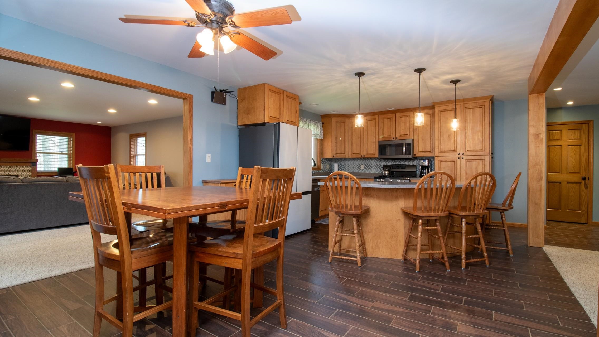 2103 EDGEWOOD AVENUE, Rothschild, Wisconsin 54474, 3 Bedrooms Bedrooms, ,3 BathroomsBathrooms,Residential,For Sale,2103 EDGEWOOD AVENUE,22601853