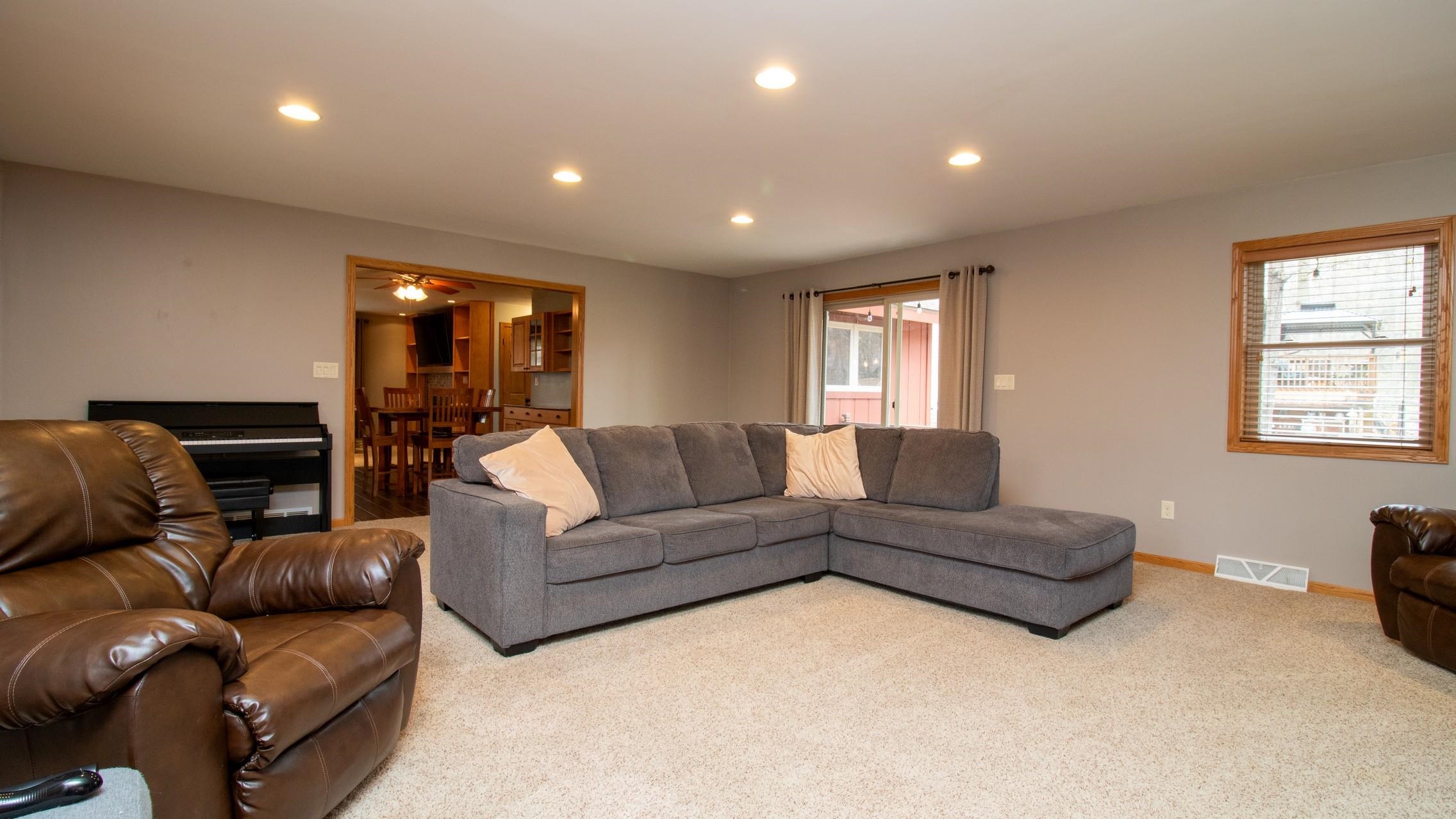 2103 EDGEWOOD AVENUE, Rothschild, Wisconsin 54474, 3 Bedrooms Bedrooms, ,3 BathroomsBathrooms,Residential,For Sale,2103 EDGEWOOD AVENUE,22601853