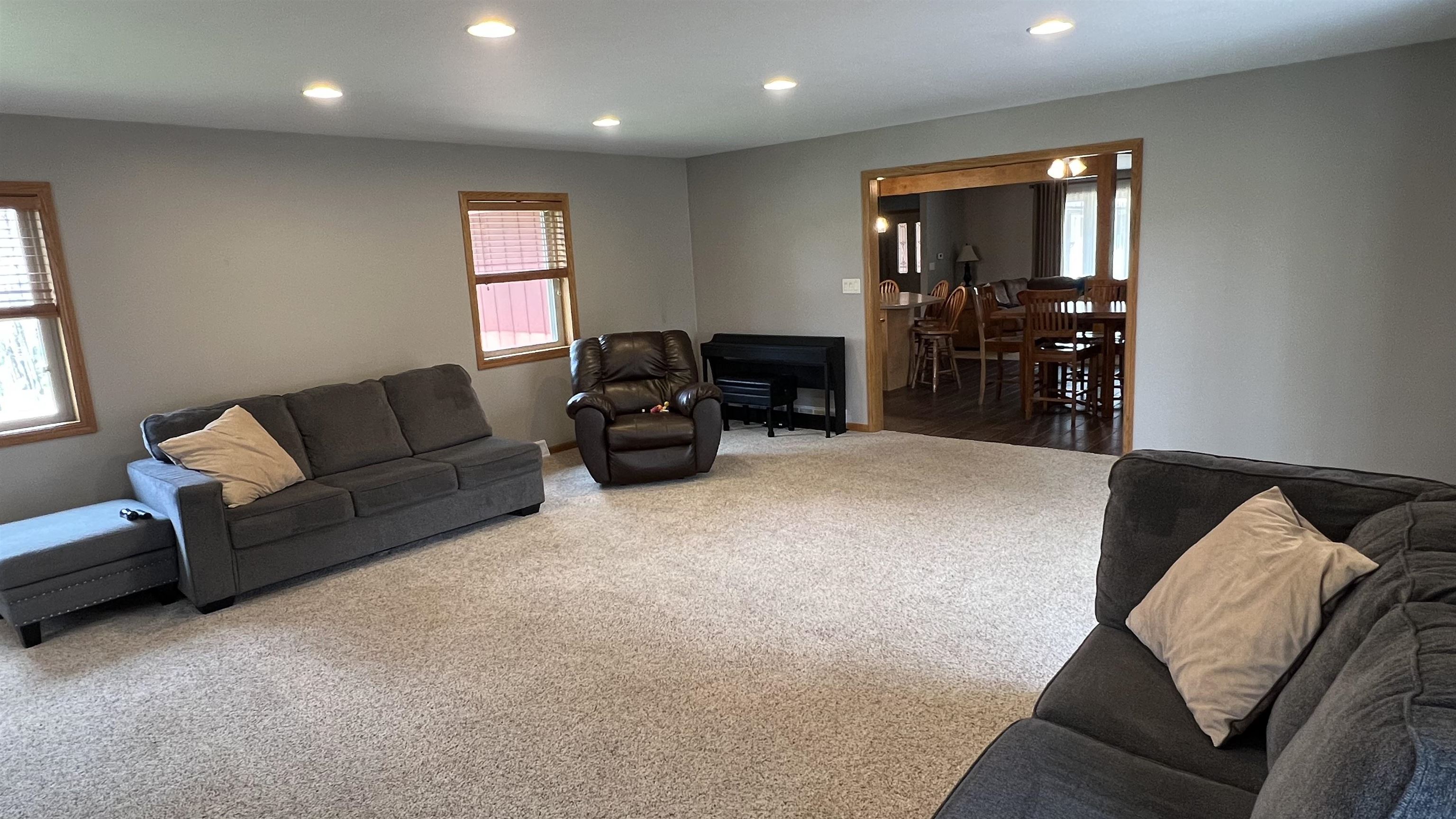 2103 EDGEWOOD AVENUE, Rothschild, Wisconsin 54474, 3 Bedrooms Bedrooms, ,3 BathroomsBathrooms,Residential,For Sale,2103 EDGEWOOD AVENUE,22601853