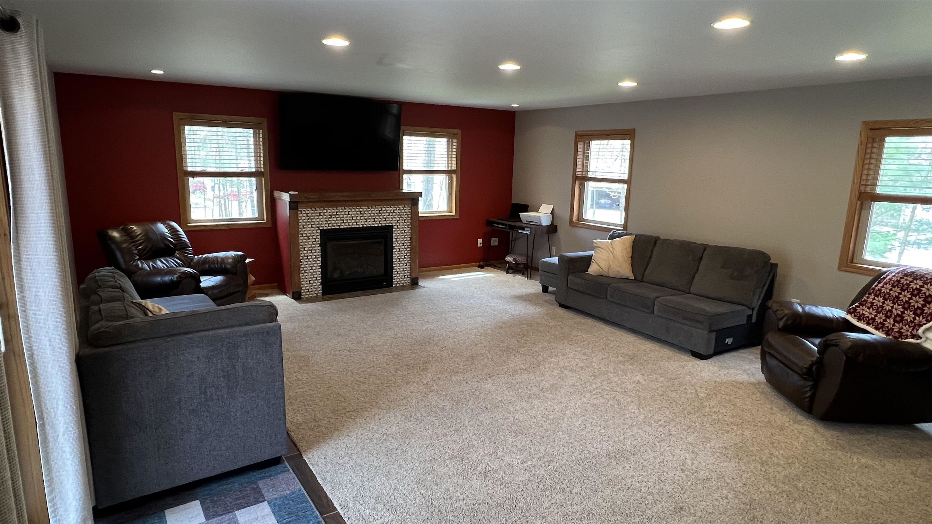 2103 EDGEWOOD AVENUE, Rothschild, Wisconsin 54474, 3 Bedrooms Bedrooms, ,3 BathroomsBathrooms,Residential,For Sale,2103 EDGEWOOD AVENUE,22601853