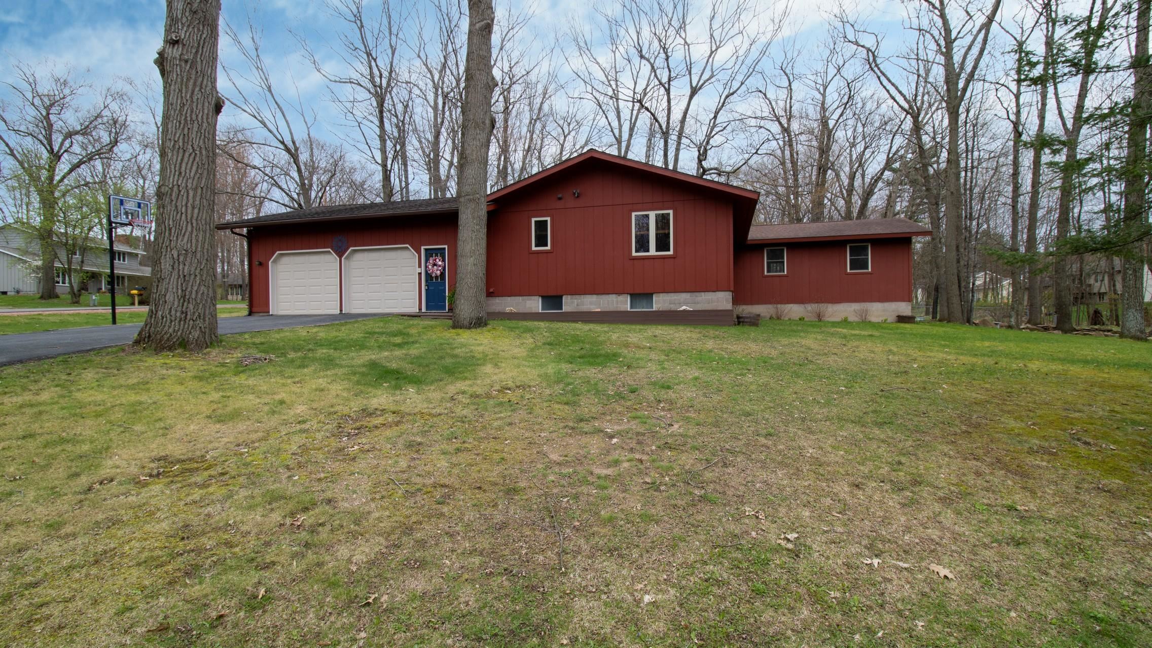2103 EDGEWOOD AVENUE, Rothschild, Wisconsin 54474, 3 Bedrooms Bedrooms, ,3 BathroomsBathrooms,Residential,For Sale,2103 EDGEWOOD AVENUE,22601853