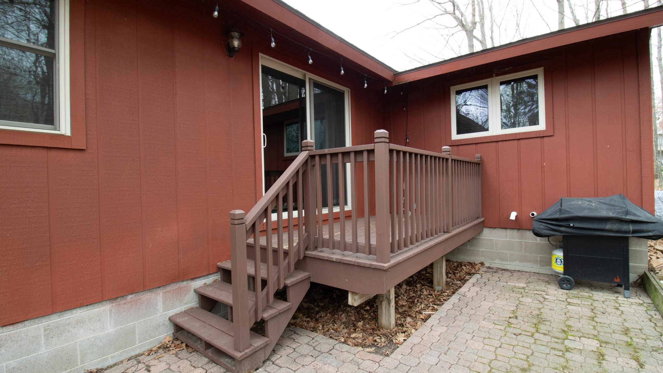 2103 EDGEWOOD AVENUE, Rothschild, Wisconsin 54474, 3 Bedrooms Bedrooms, ,3 BathroomsBathrooms,Residential,For Sale,2103 EDGEWOOD AVENUE,22601853