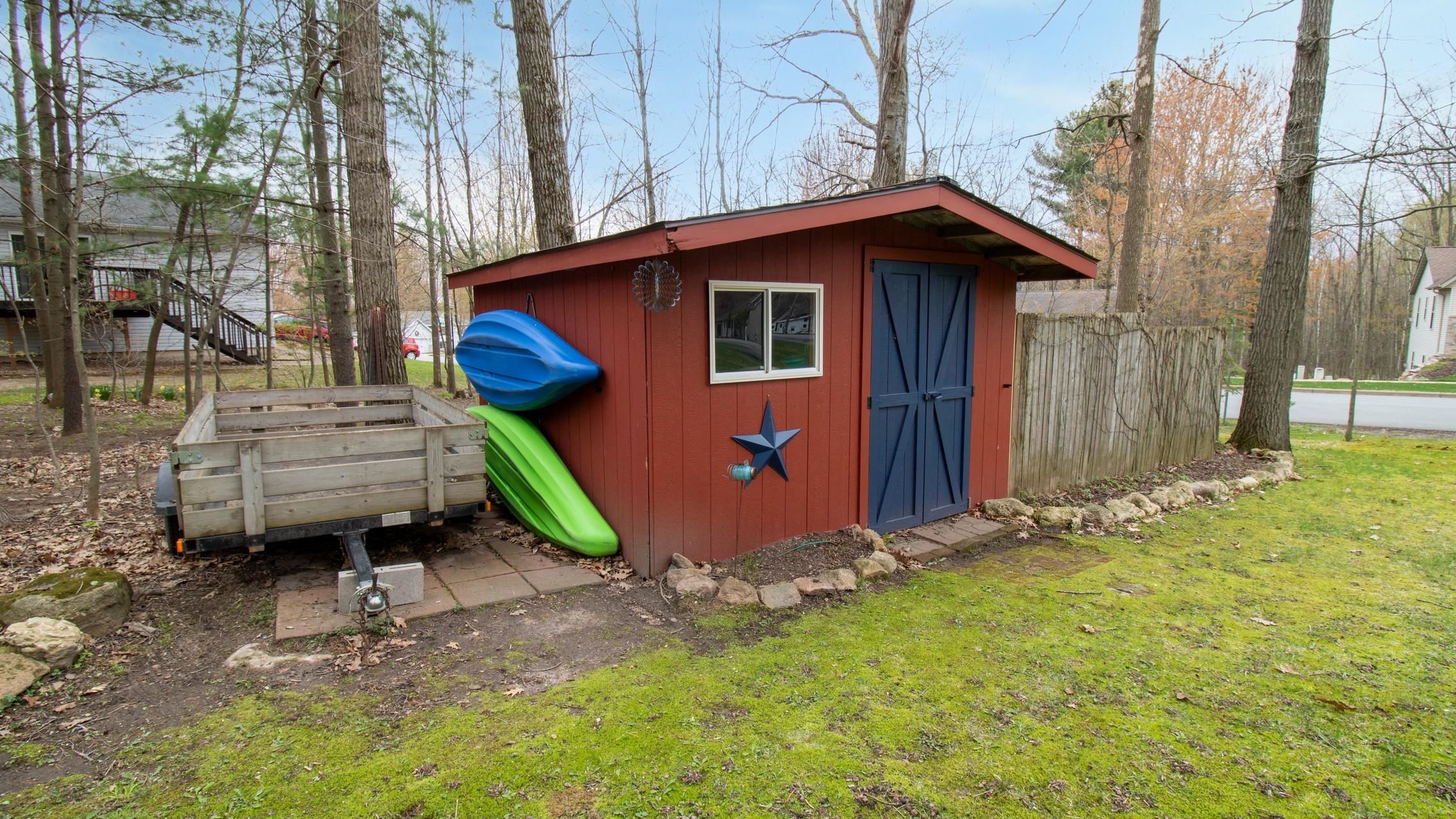 2103 EDGEWOOD AVENUE, Rothschild, Wisconsin 54474, 3 Bedrooms Bedrooms, ,3 BathroomsBathrooms,Residential,For Sale,2103 EDGEWOOD AVENUE,22601853