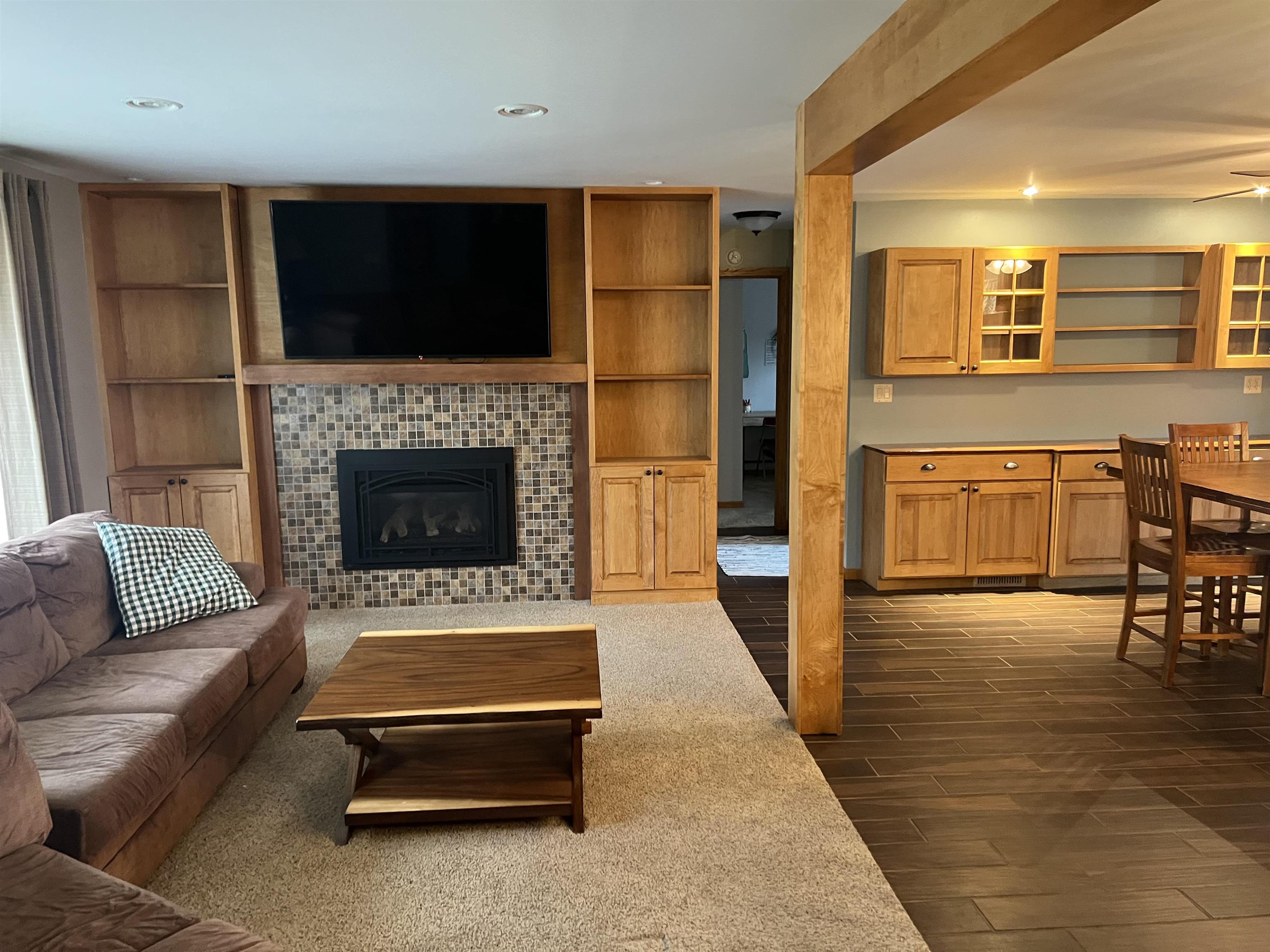 2103 EDGEWOOD AVENUE, Rothschild, Wisconsin 54474, 3 Bedrooms Bedrooms, ,3 BathroomsBathrooms,Residential,For Sale,2103 EDGEWOOD AVENUE,22601853