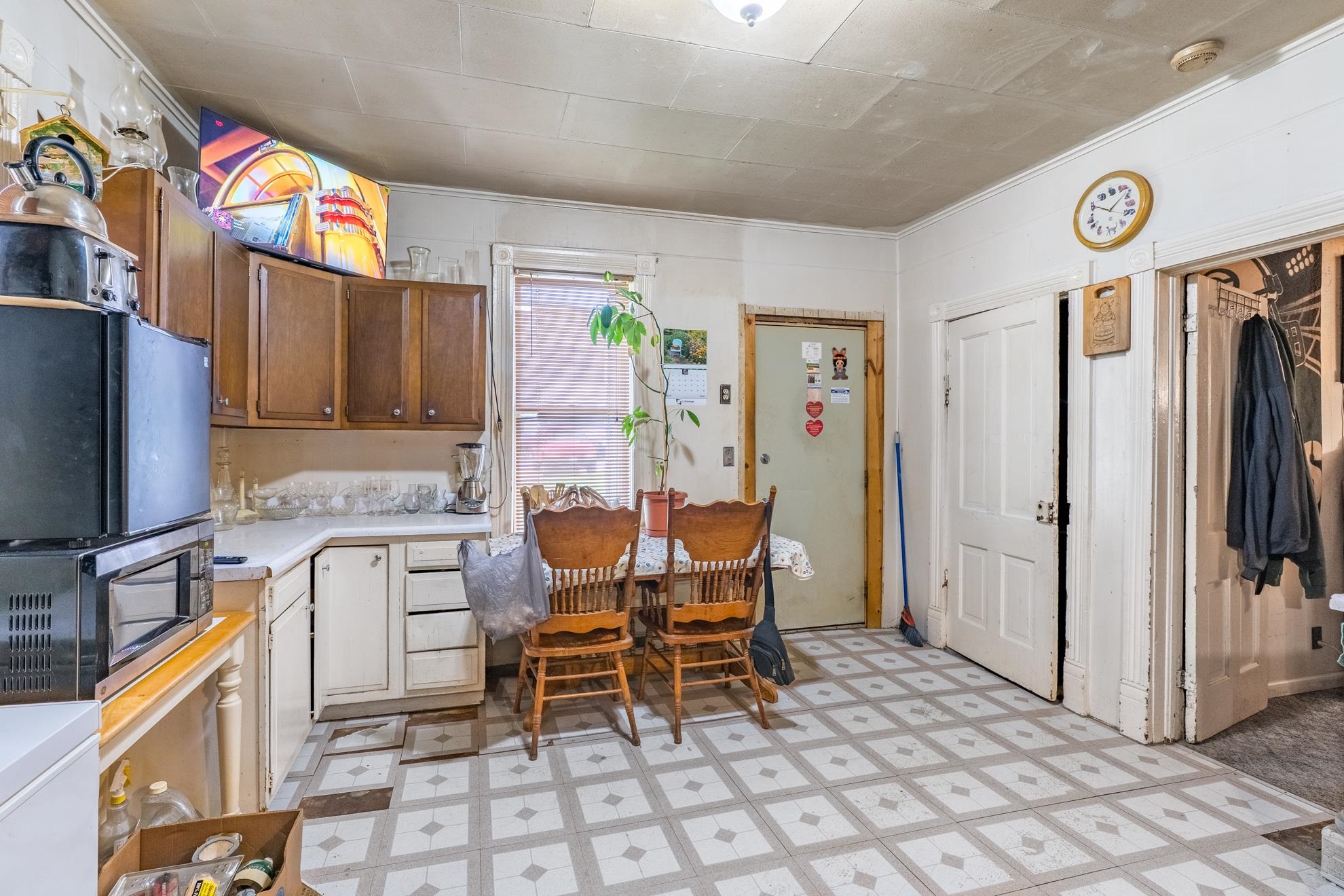 1332 N 2ND STREET, Wausau, Wisconsin 54403, 2 Bedrooms Bedrooms, ,1 BathroomBathrooms,Multi-family,For Sale,1332 N 2ND STREET,22601854