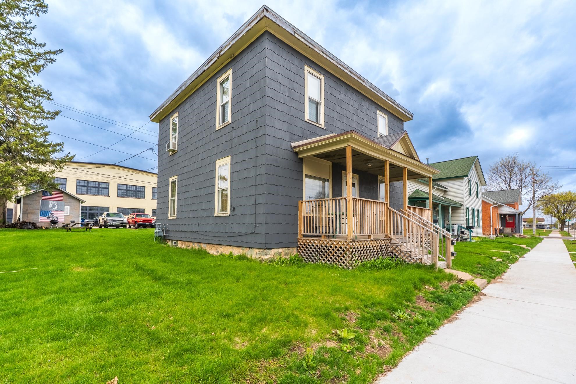 1332 N 2ND STREET, Wausau, Wisconsin 54403, 2 Bedrooms Bedrooms, ,1 BathroomBathrooms,Multi-family,For Sale,1332 N 2ND STREET,22601854