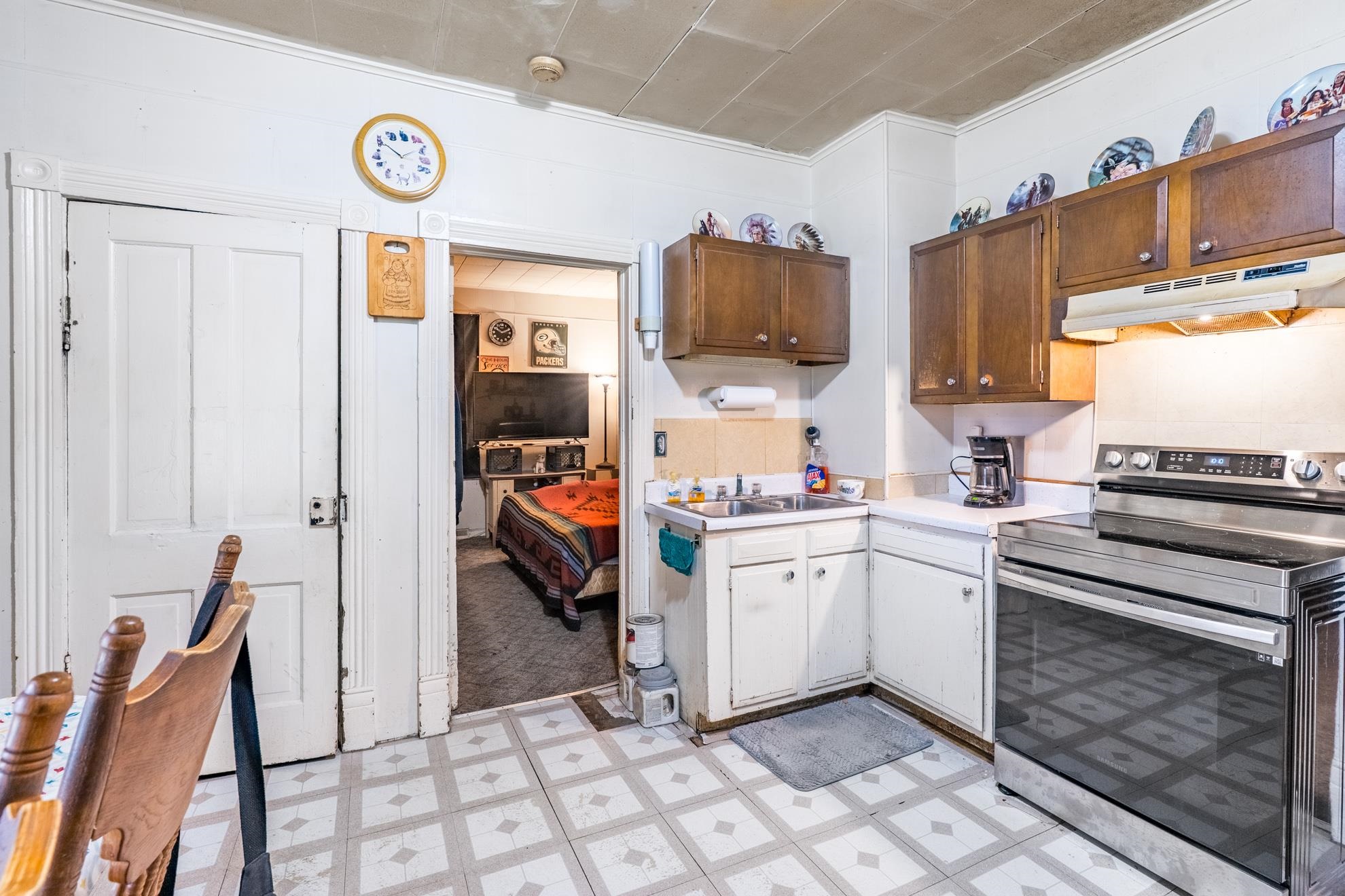 1332 N 2ND STREET, Wausau, Wisconsin 54403, 2 Bedrooms Bedrooms, ,1 BathroomBathrooms,Multi-family,For Sale,1332 N 2ND STREET,22601854