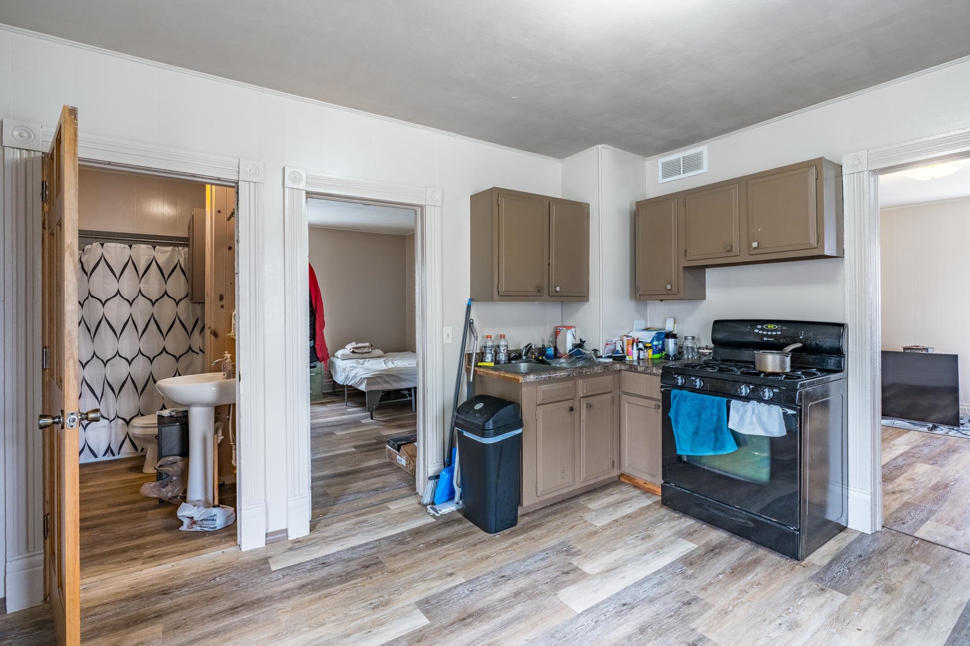 1332 N 2ND STREET, Wausau, Wisconsin 54403, 2 Bedrooms Bedrooms, ,1 BathroomBathrooms,Multi-family,For Sale,1332 N 2ND STREET,22601854