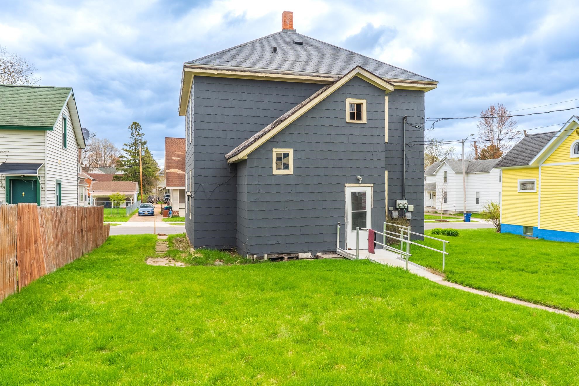 1332 N 2ND STREET, Wausau, Wisconsin 54403, 2 Bedrooms Bedrooms, ,1 BathroomBathrooms,Multi-family,For Sale,1332 N 2ND STREET,22601854