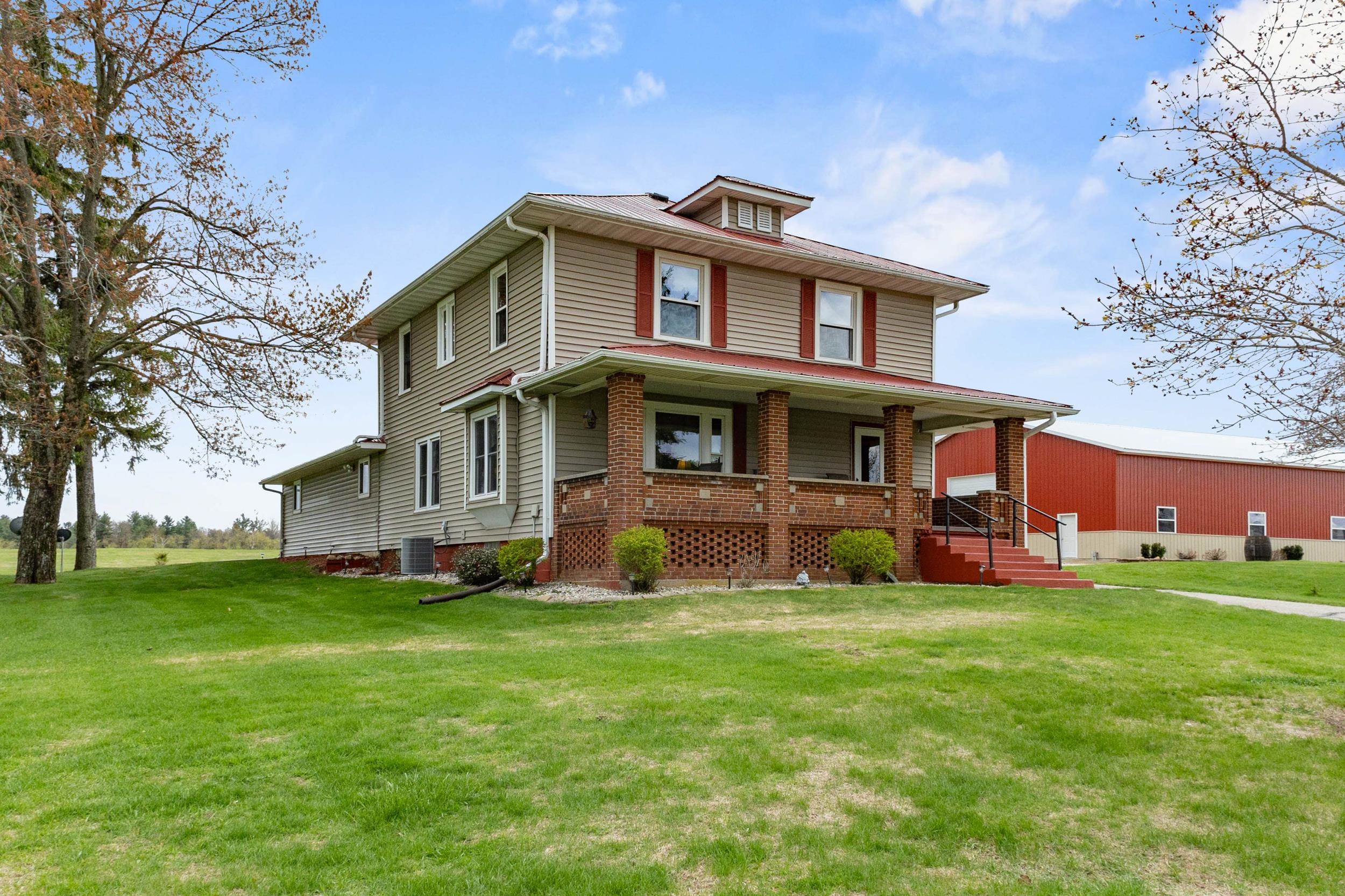 E721 COUNTY ROAD MM, Iola, Wisconsin 54945, 4 Bedrooms Bedrooms, ,2 BathroomsBathrooms,Residential,For Sale,E721 COUNTY ROAD MM,22601855