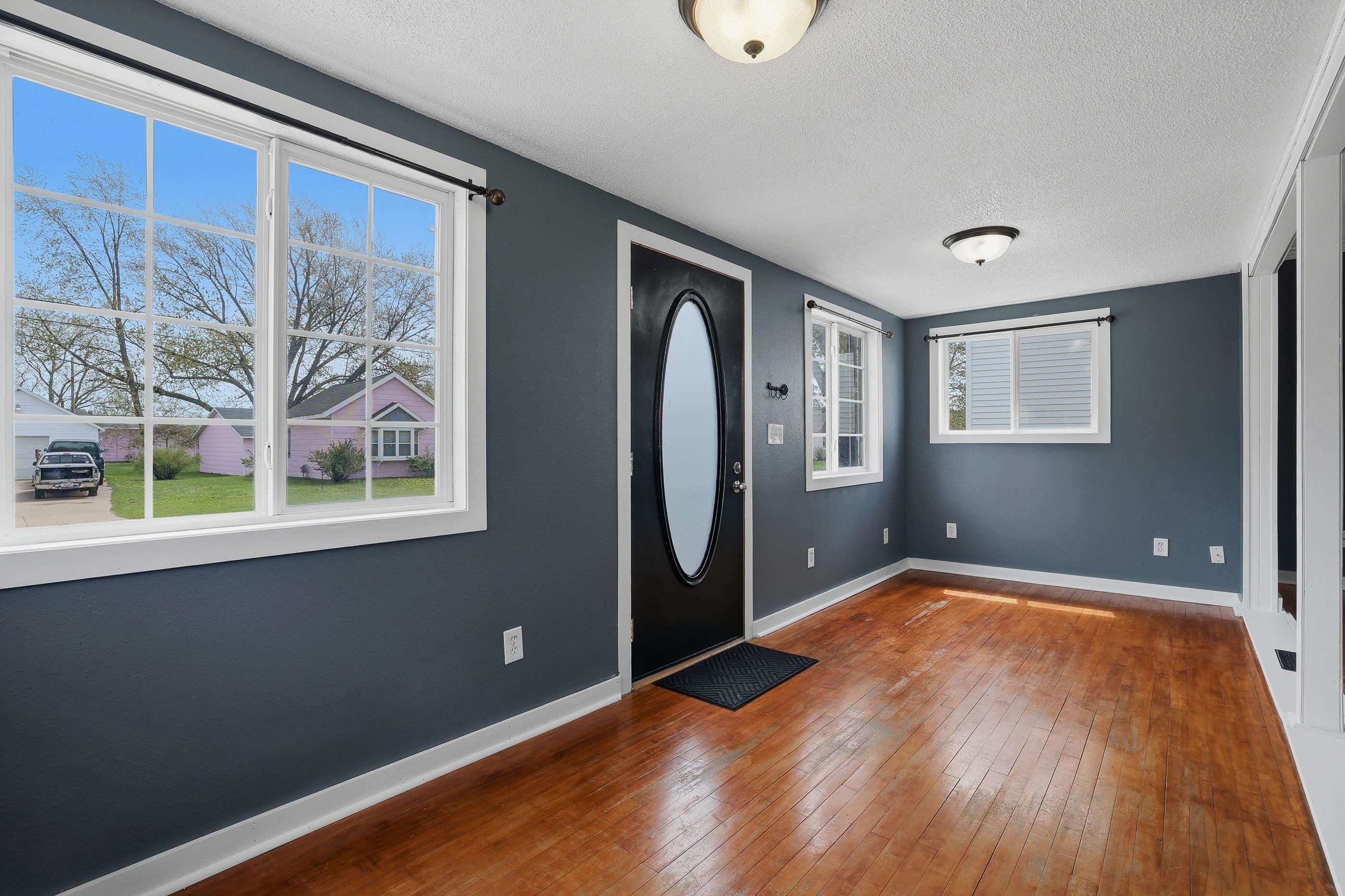 921 10TH AVENUE NORTH, Wisconsin Rapids, Wisconsin 54495, 3 Bedrooms Bedrooms, ,1 BathroomBathrooms,Residential,For Sale,921 10TH AVENUE NORTH,22601857