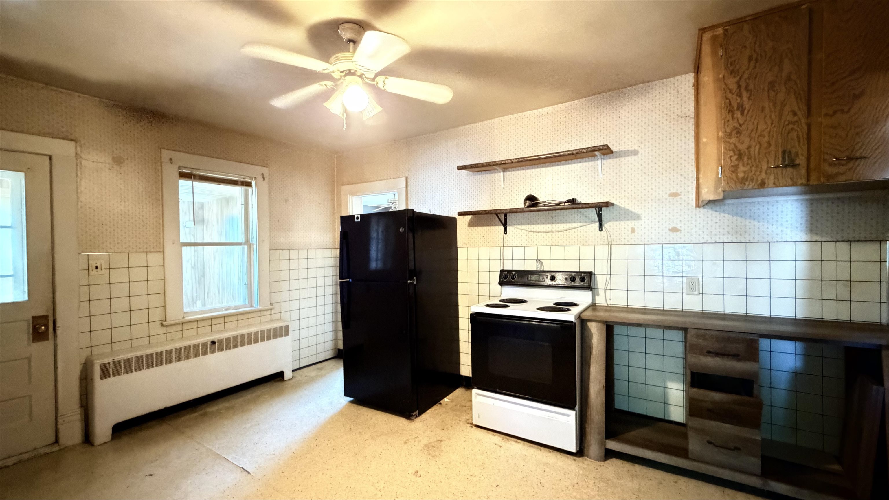 213530 LEGION STREET, Stratford, Wisconsin 54484, 2 Bedrooms Bedrooms, ,2 BathroomsBathrooms,Residential,For Sale,213530 LEGION STREET,22601858