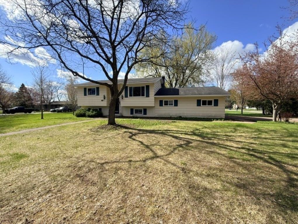 3513 HONEYSUCKLE LANE, Wausau, Wisconsin 54401, 3 Bedrooms Bedrooms, ,1 BathroomBathrooms,Residential,For Sale,3513 HONEYSUCKLE LANE,22601859