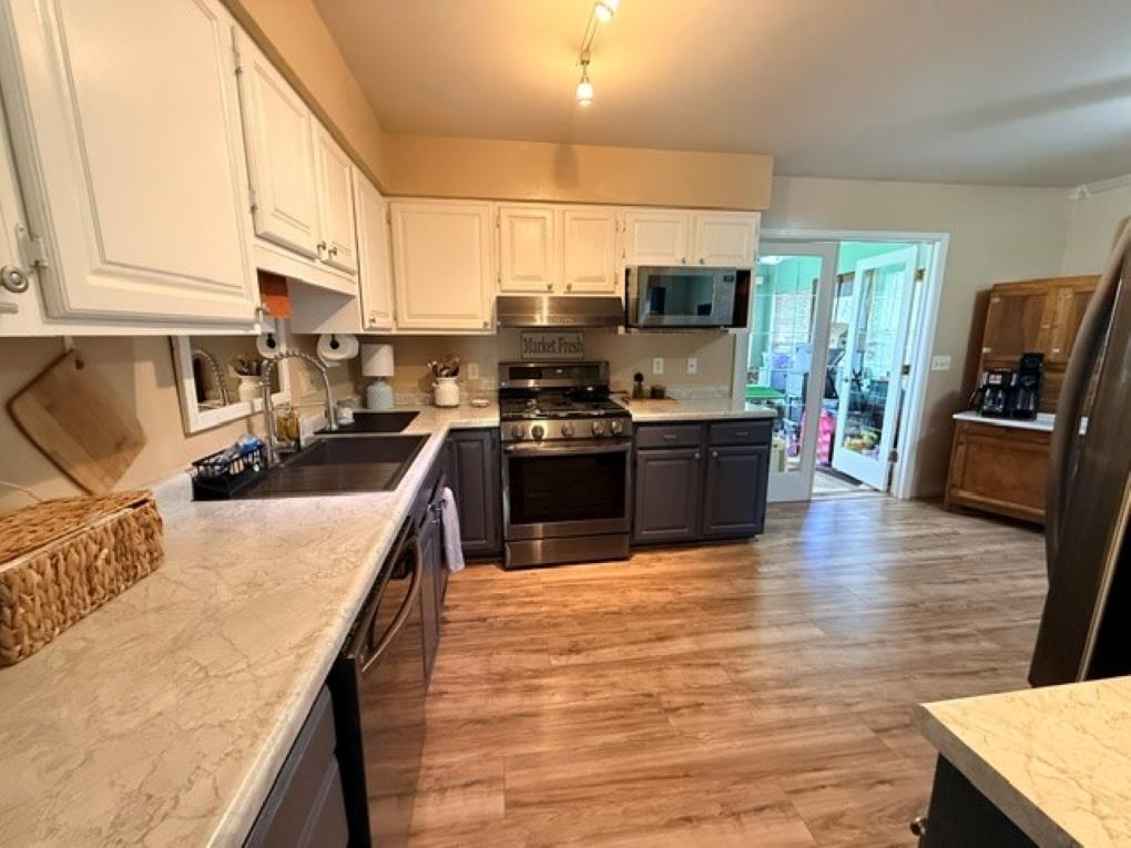 3513 HONEYSUCKLE LANE, Wausau, Wisconsin 54401, 3 Bedrooms Bedrooms, ,1 BathroomBathrooms,Residential,For Sale,3513 HONEYSUCKLE LANE,22601859