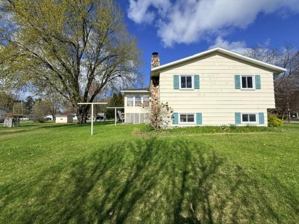 3513 HONEYSUCKLE LANE, Wausau, Wisconsin 54401, 3 Bedrooms Bedrooms, ,1 BathroomBathrooms,Residential,For Sale,3513 HONEYSUCKLE LANE,22601859