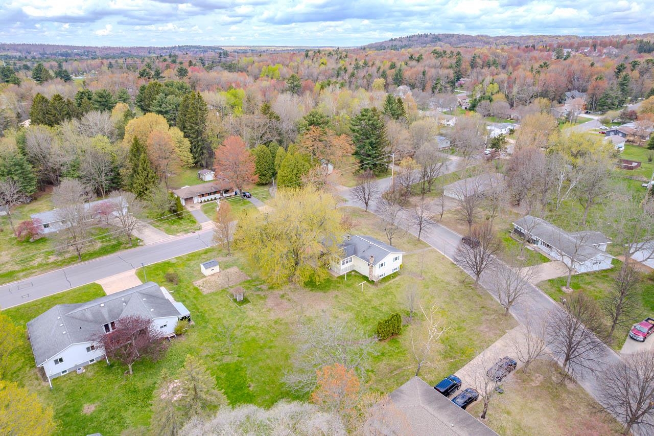 3513 HONEYSUCKLE LANE, Wausau, Wisconsin 54401, 3 Bedrooms Bedrooms, ,1 BathroomBathrooms,Residential,For Sale,3513 HONEYSUCKLE LANE,22601859