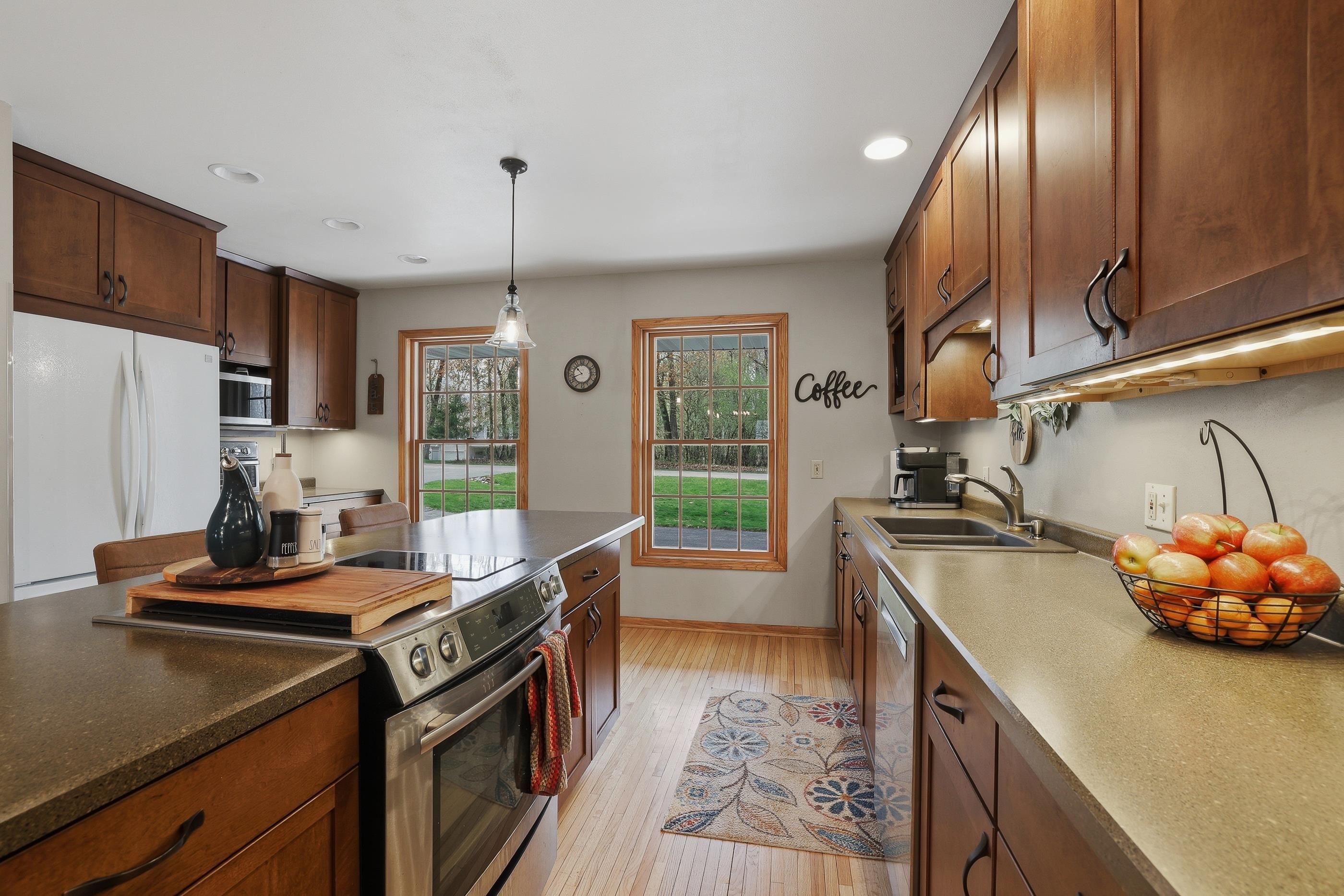 E2040 CURTIS LANE, Iola, Wisconsin 54945, 4 Bedrooms Bedrooms, ,3 BathroomsBathrooms,Residential,For Sale,E2040 CURTIS LANE,22601865