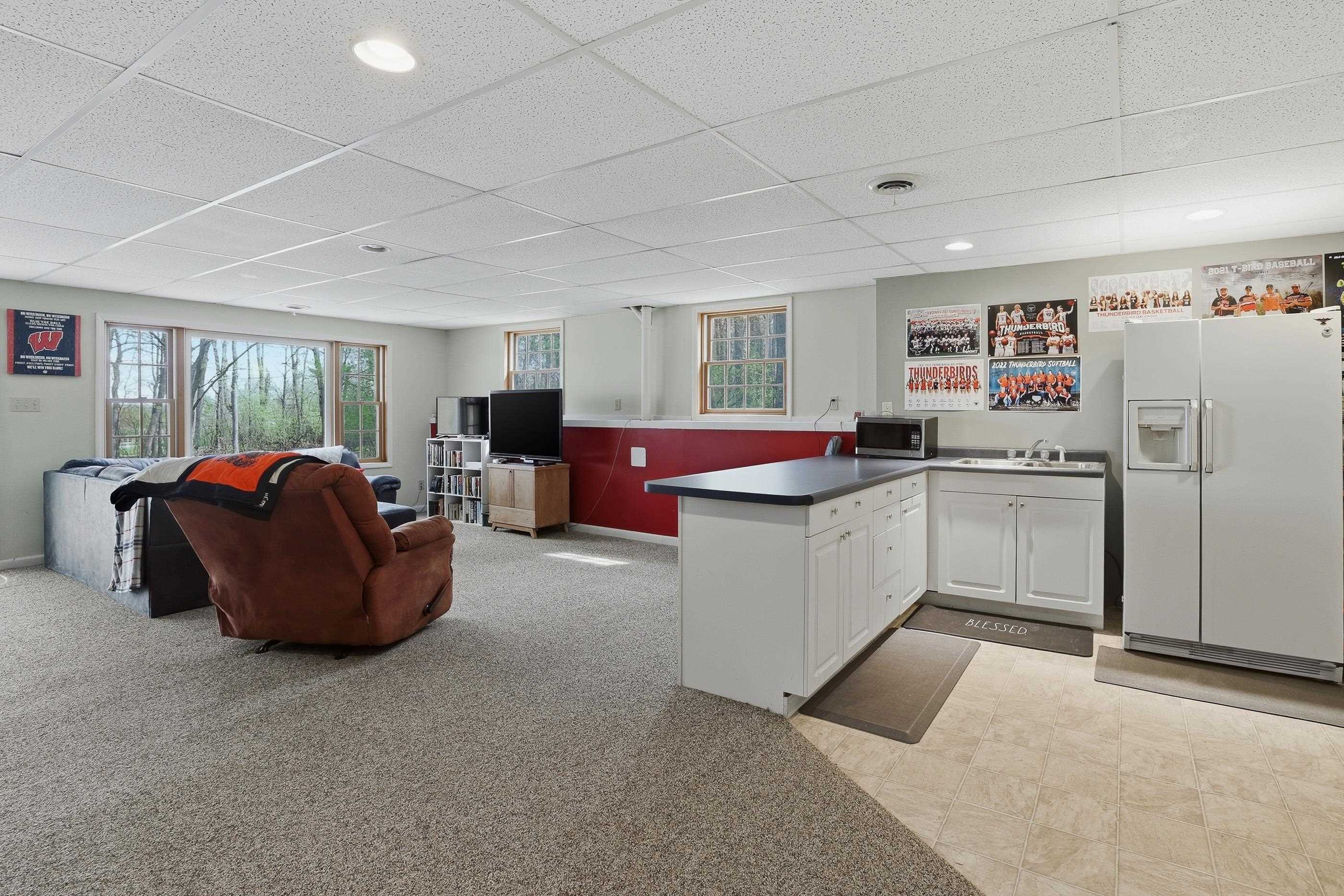 E2040 CURTIS LANE, Iola, Wisconsin 54945, 4 Bedrooms Bedrooms, ,3 BathroomsBathrooms,Residential,For Sale,E2040 CURTIS LANE,22601865