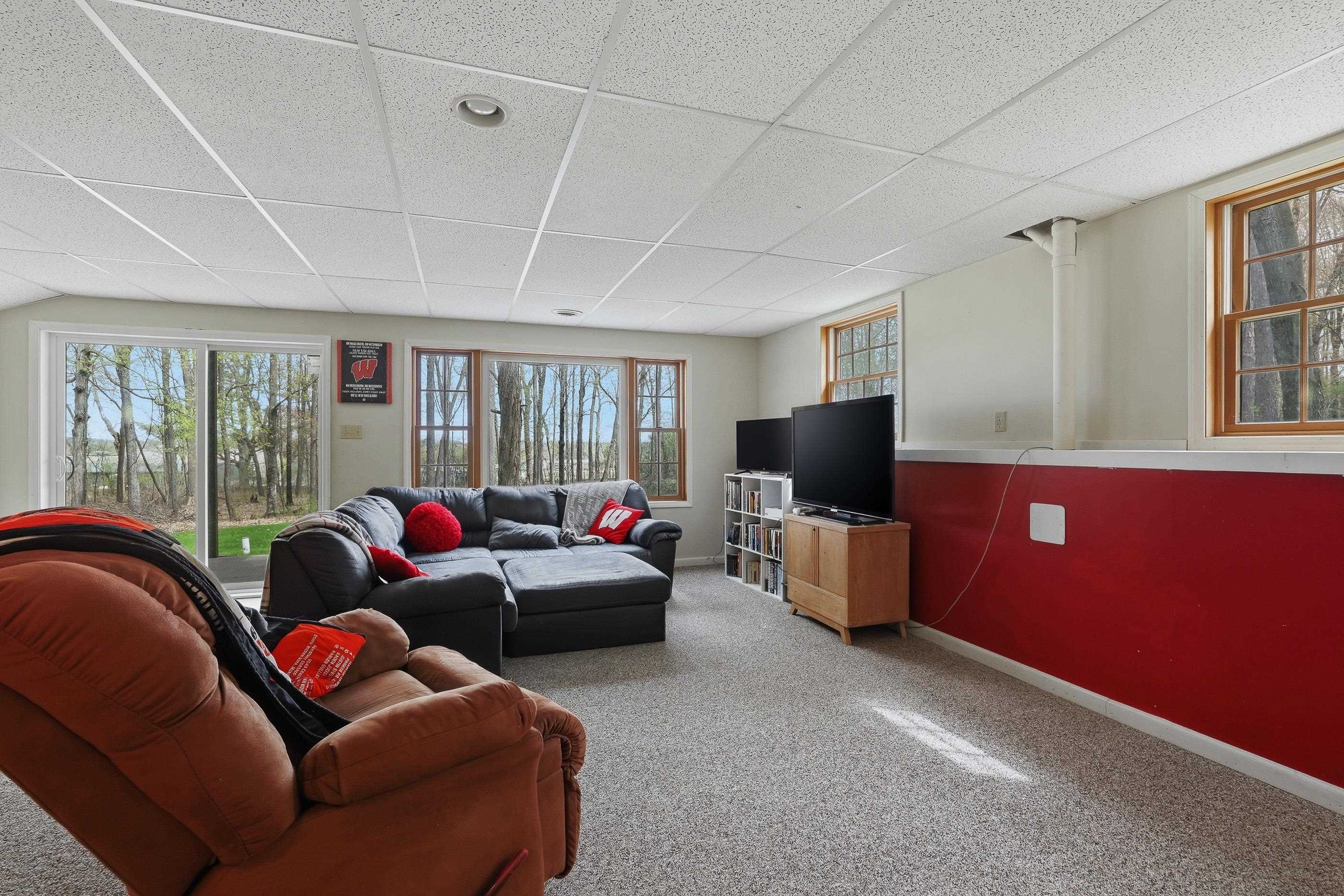 E2040 CURTIS LANE, Iola, Wisconsin 54945, 4 Bedrooms Bedrooms, ,3 BathroomsBathrooms,Residential,For Sale,E2040 CURTIS LANE,22601865