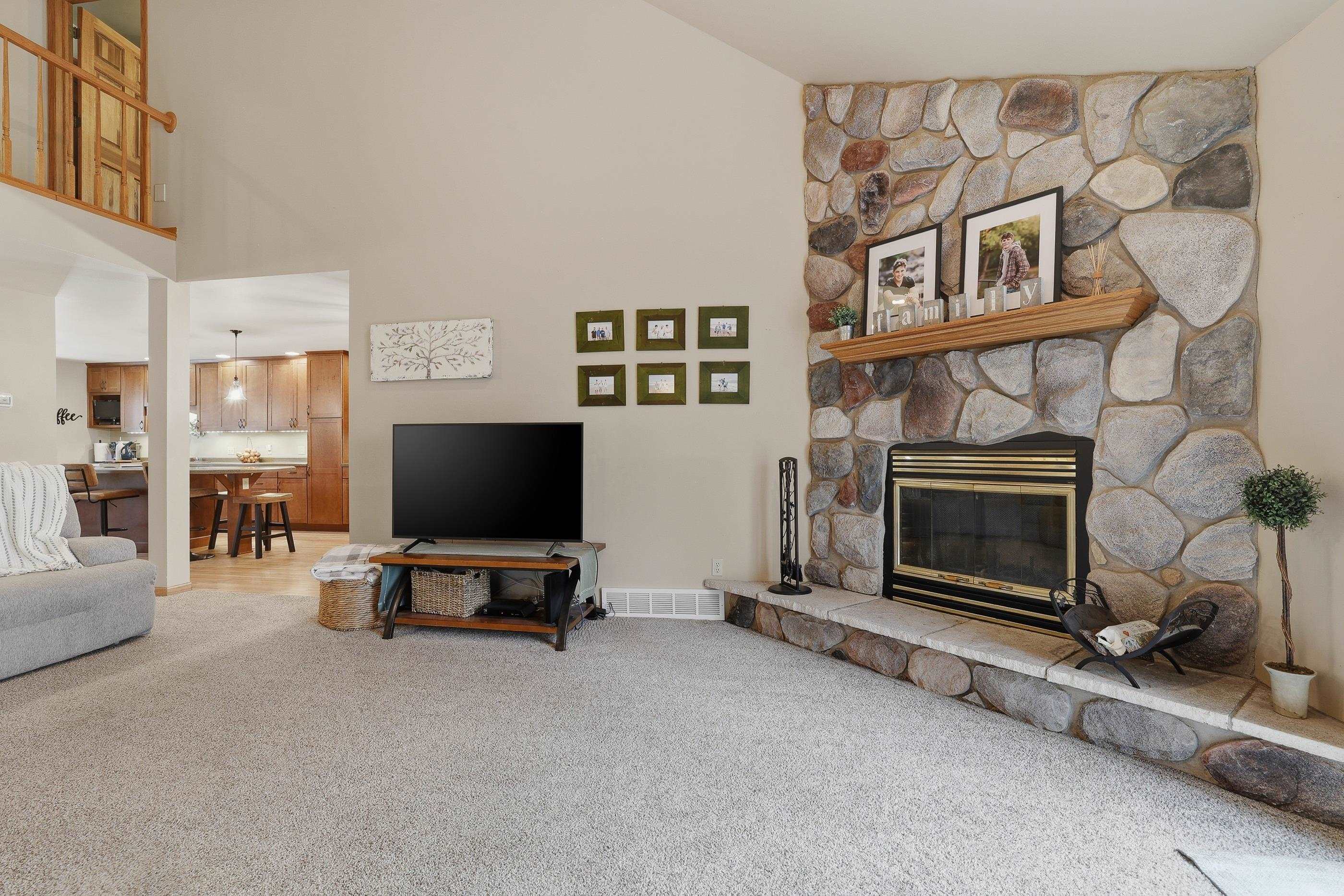E2040 CURTIS LANE, Iola, Wisconsin 54945, 4 Bedrooms Bedrooms, ,3 BathroomsBathrooms,Residential,For Sale,E2040 CURTIS LANE,22601865