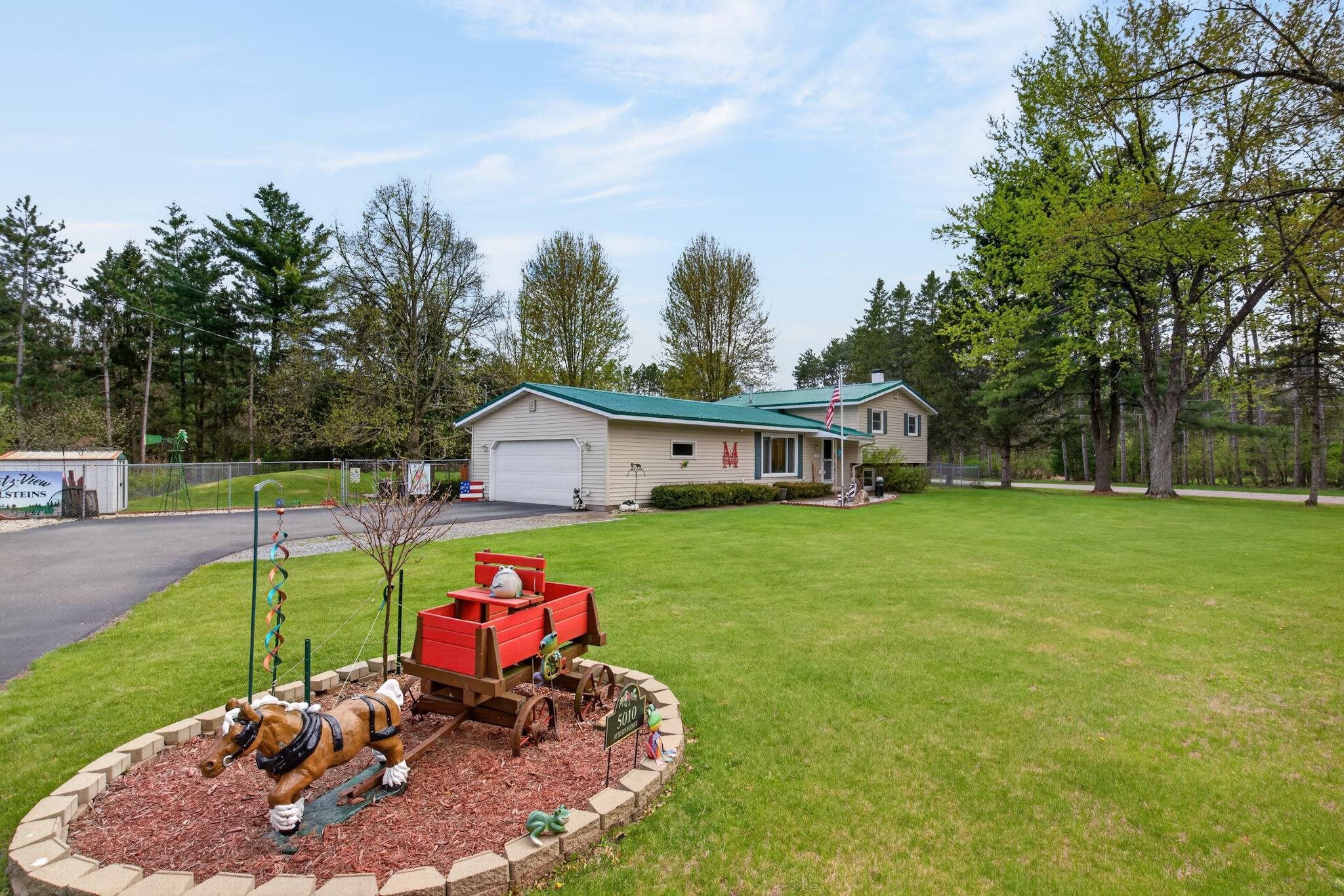 5010 AUBURN AVENUE, Wisconsin Rapids, Wisconsin 54494, 3 Bedrooms Bedrooms, ,2 BathroomsBathrooms,Residential,For Sale,5010 AUBURN AVENUE,22601867