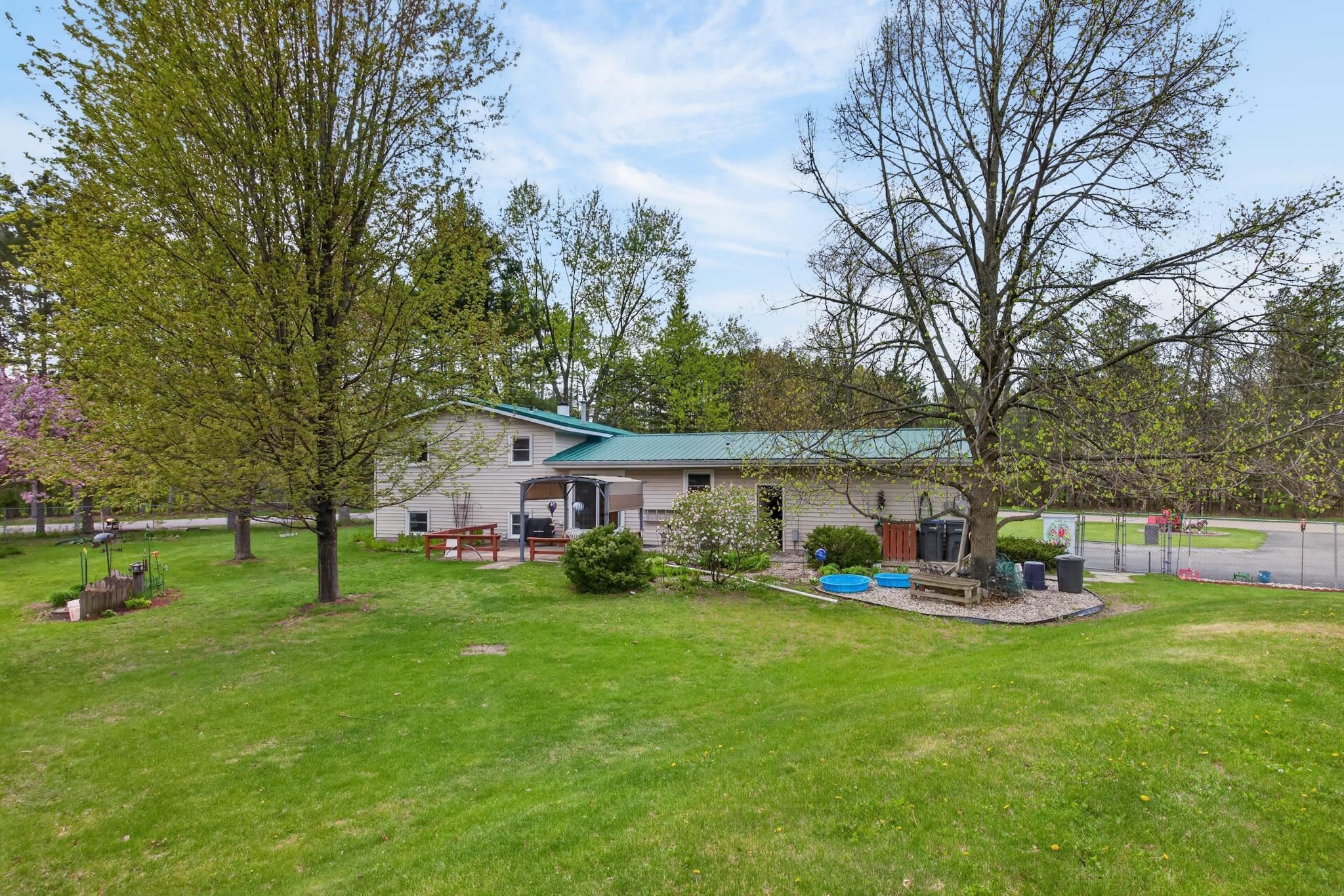 5010 AUBURN AVENUE, Wisconsin Rapids, Wisconsin 54494, 3 Bedrooms Bedrooms, ,2 BathroomsBathrooms,Residential,For Sale,5010 AUBURN AVENUE,22601867