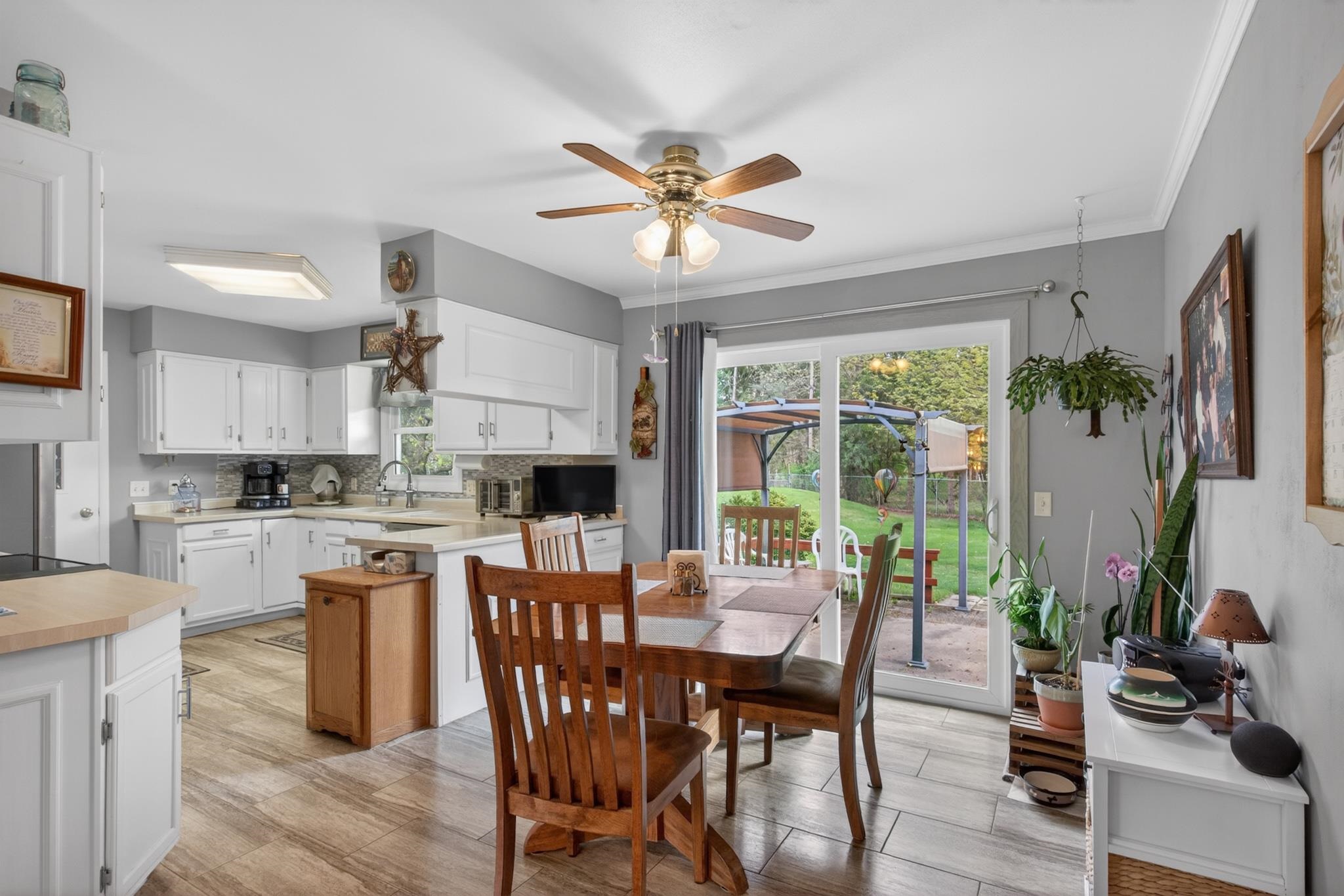 5010 AUBURN AVENUE, Wisconsin Rapids, Wisconsin 54494, 3 Bedrooms Bedrooms, ,2 BathroomsBathrooms,Residential,For Sale,5010 AUBURN AVENUE,22601867